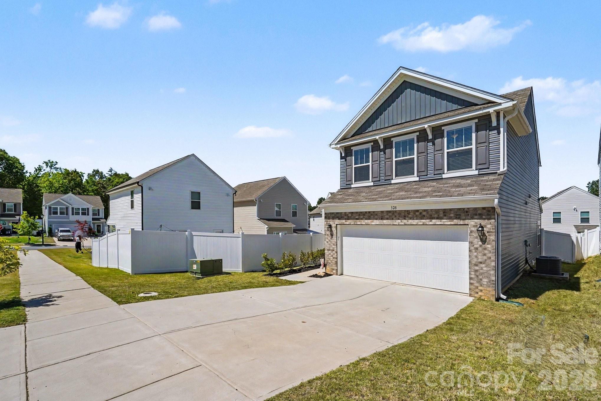 328 Bluebonnet Drive Property Photo 4