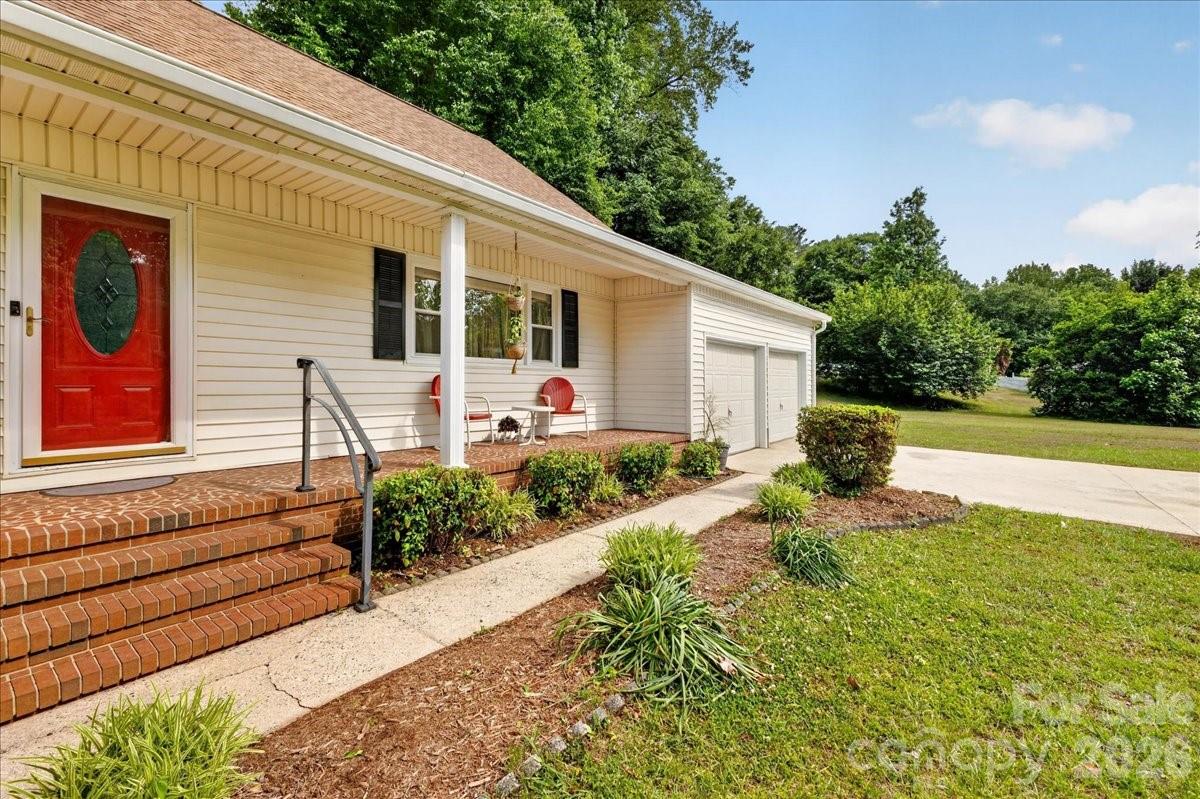 1303 Wildwood Drive Property Photo 1