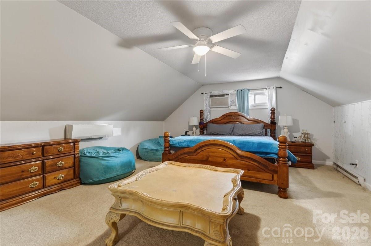 1303 Wildwood Drive Property Photo 18