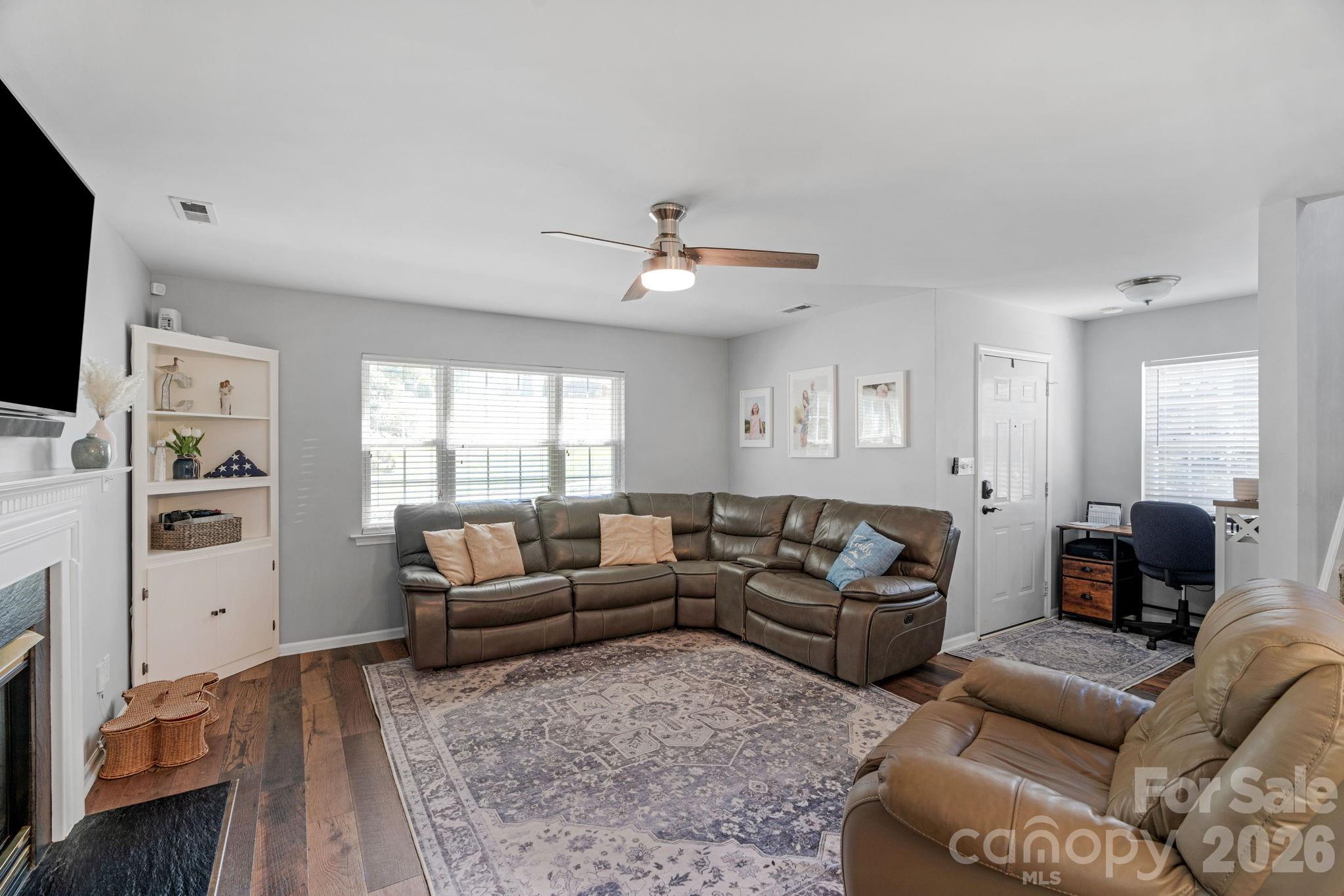 107 Howe Street Property Photo 7