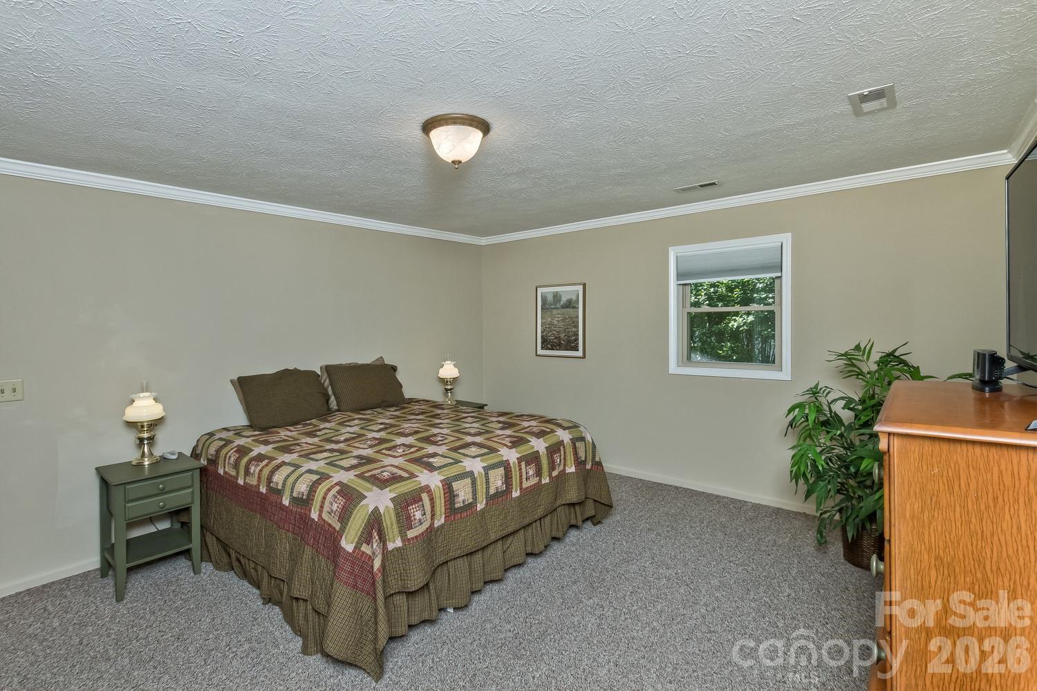 29 S Greenwood Forest Drive Property Photo 27