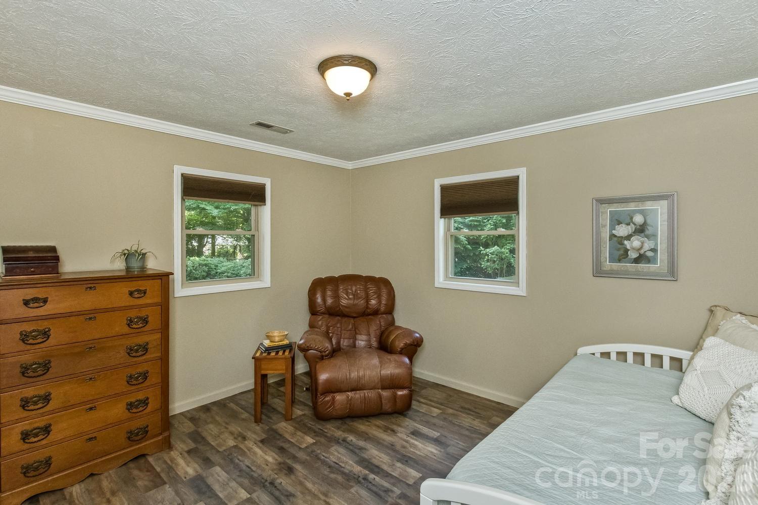 29 S Greenwood Forest Drive Property Photo 31