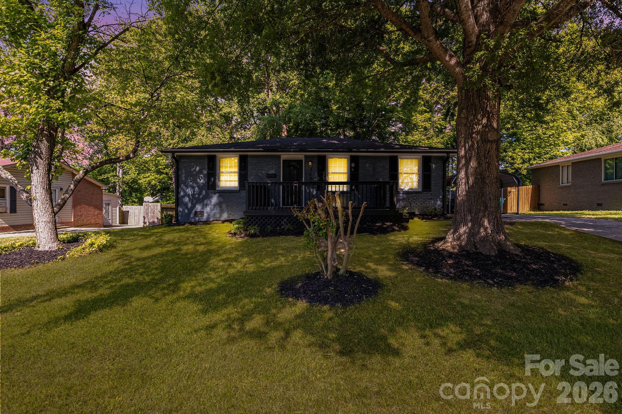 3637 Glenville Avenue Property Photo 20