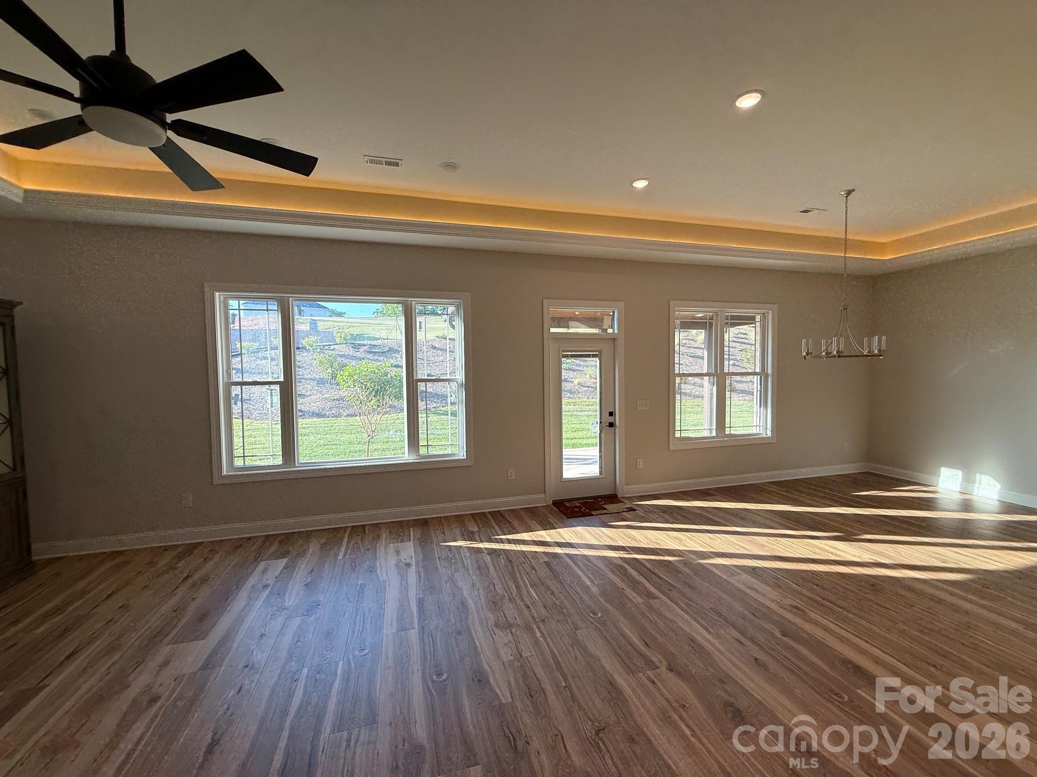 4559 Holly Circle Property Photo 5