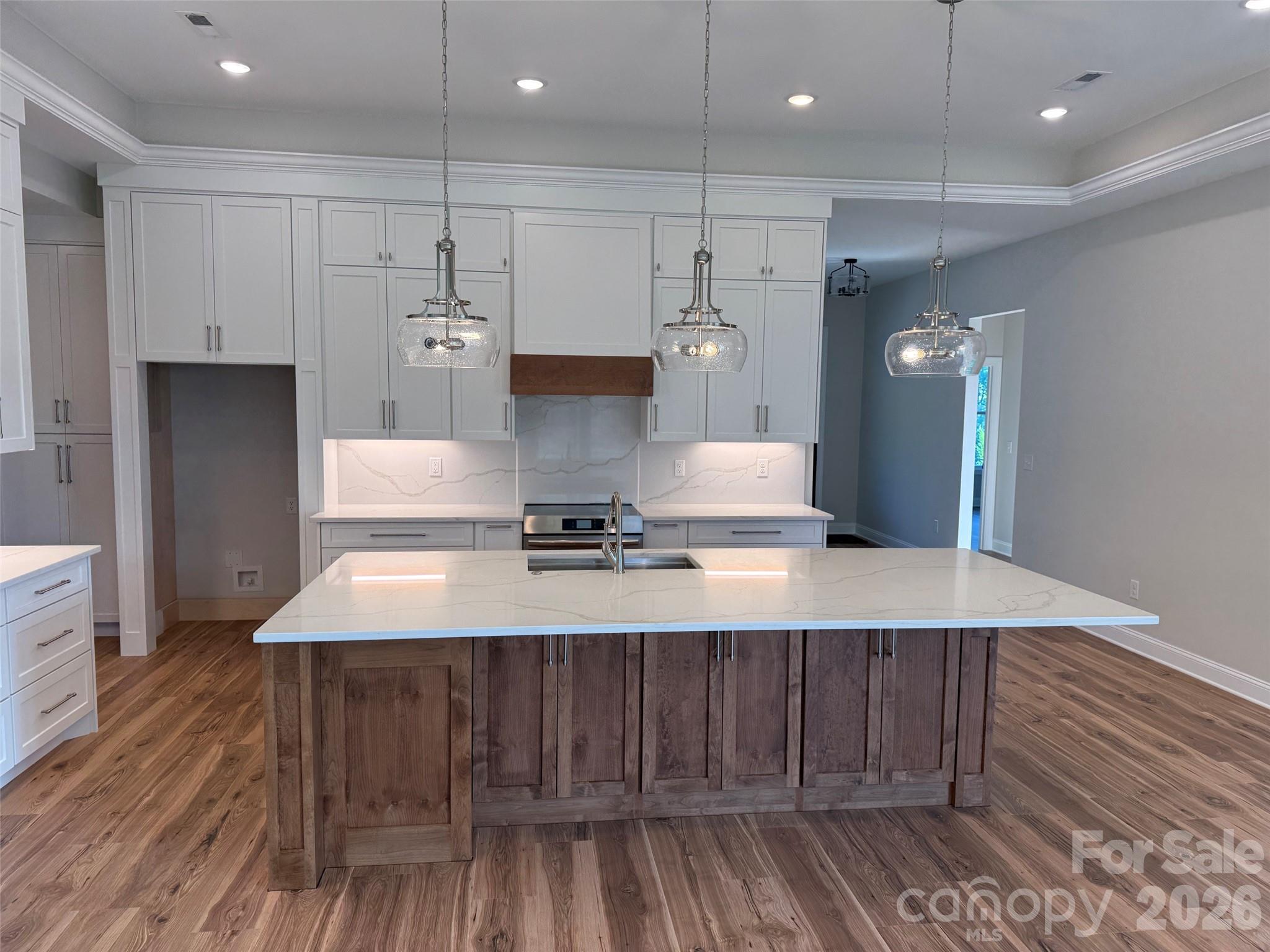 4559 Holly Circle Property Photo 8