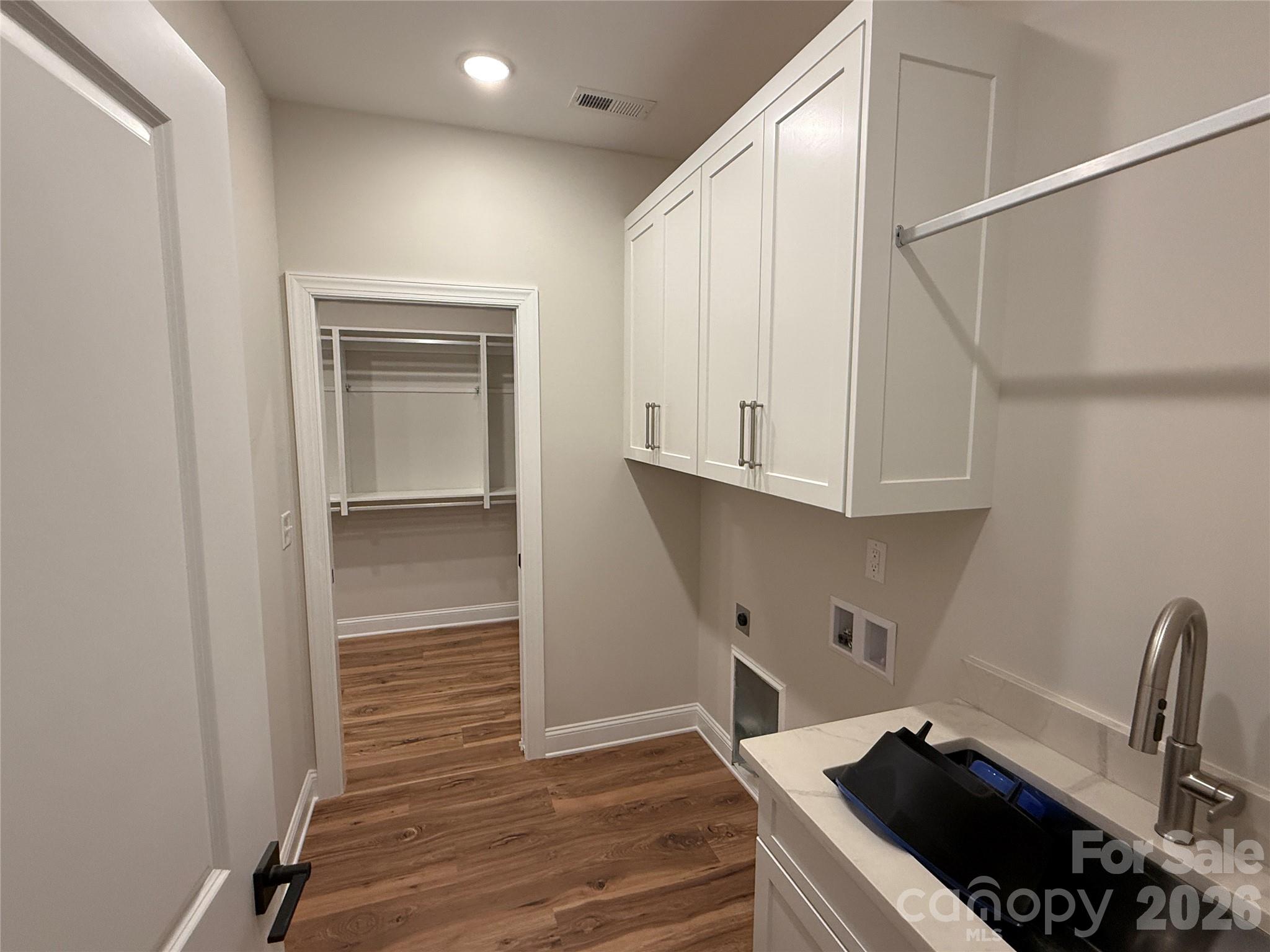 4559 Holly Circle Property Photo 14