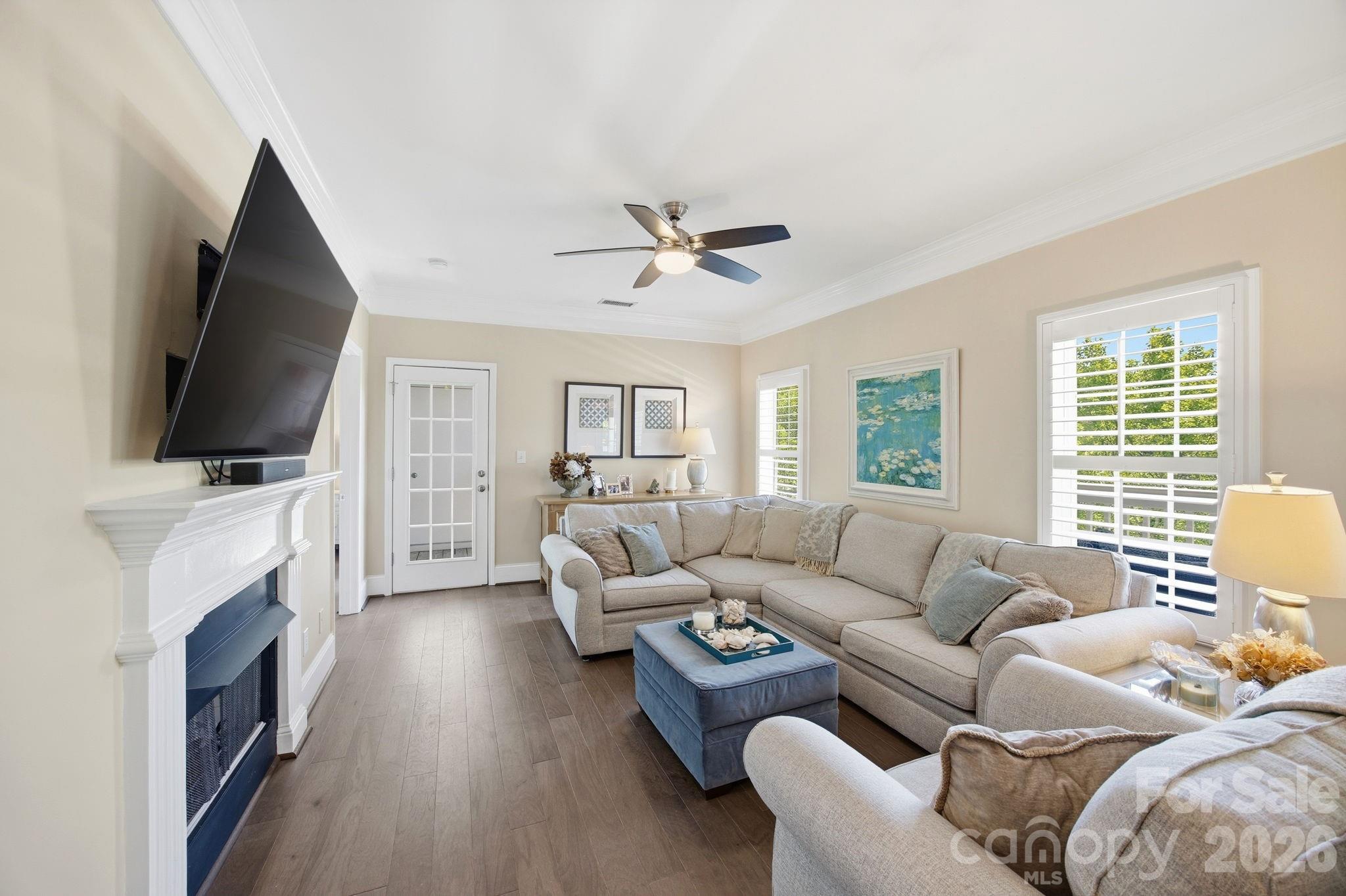 8942 Rosalyn Glen Road Property Photo 16