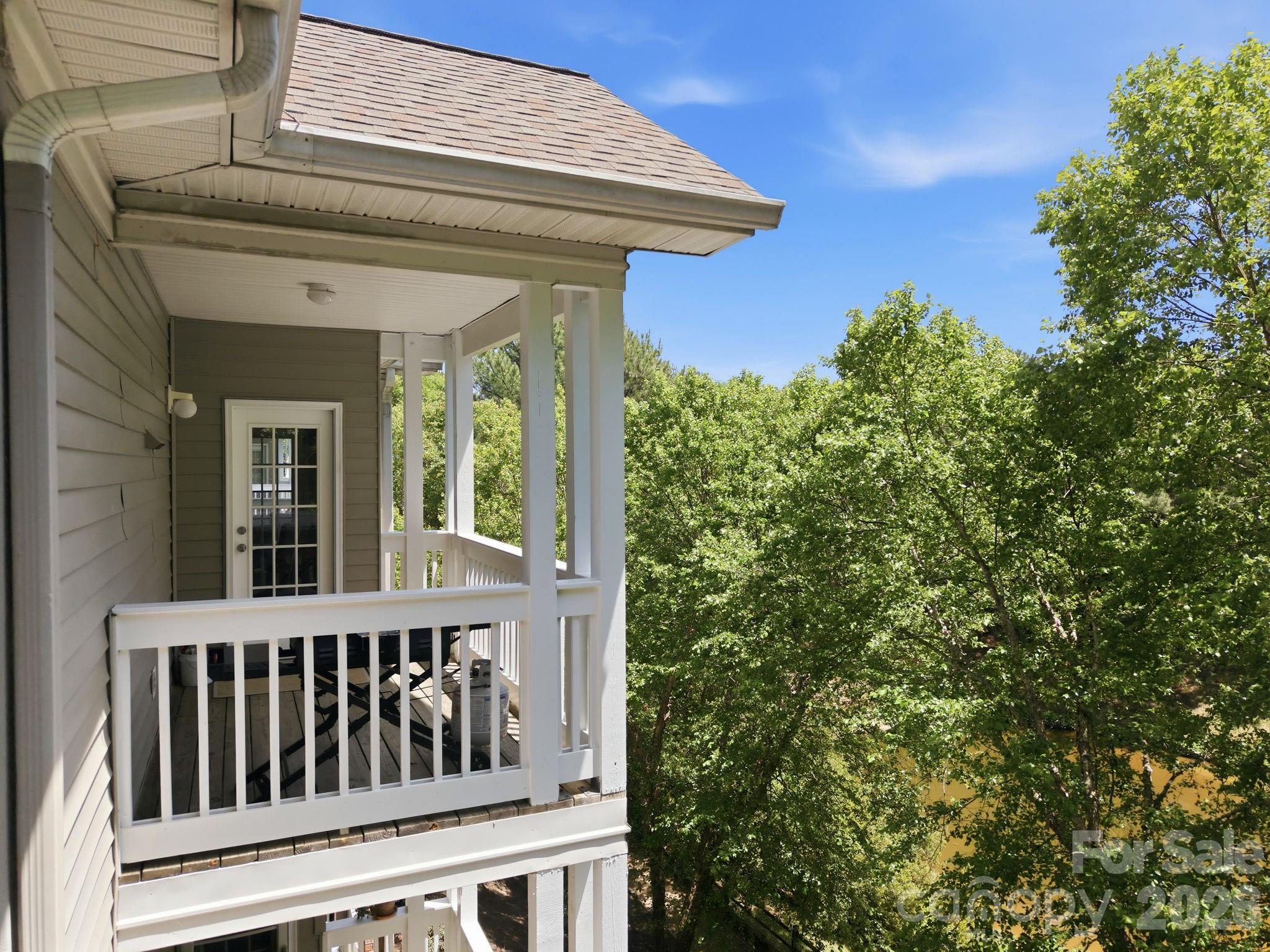 8942 Rosalyn Glen Road Property Photo 37