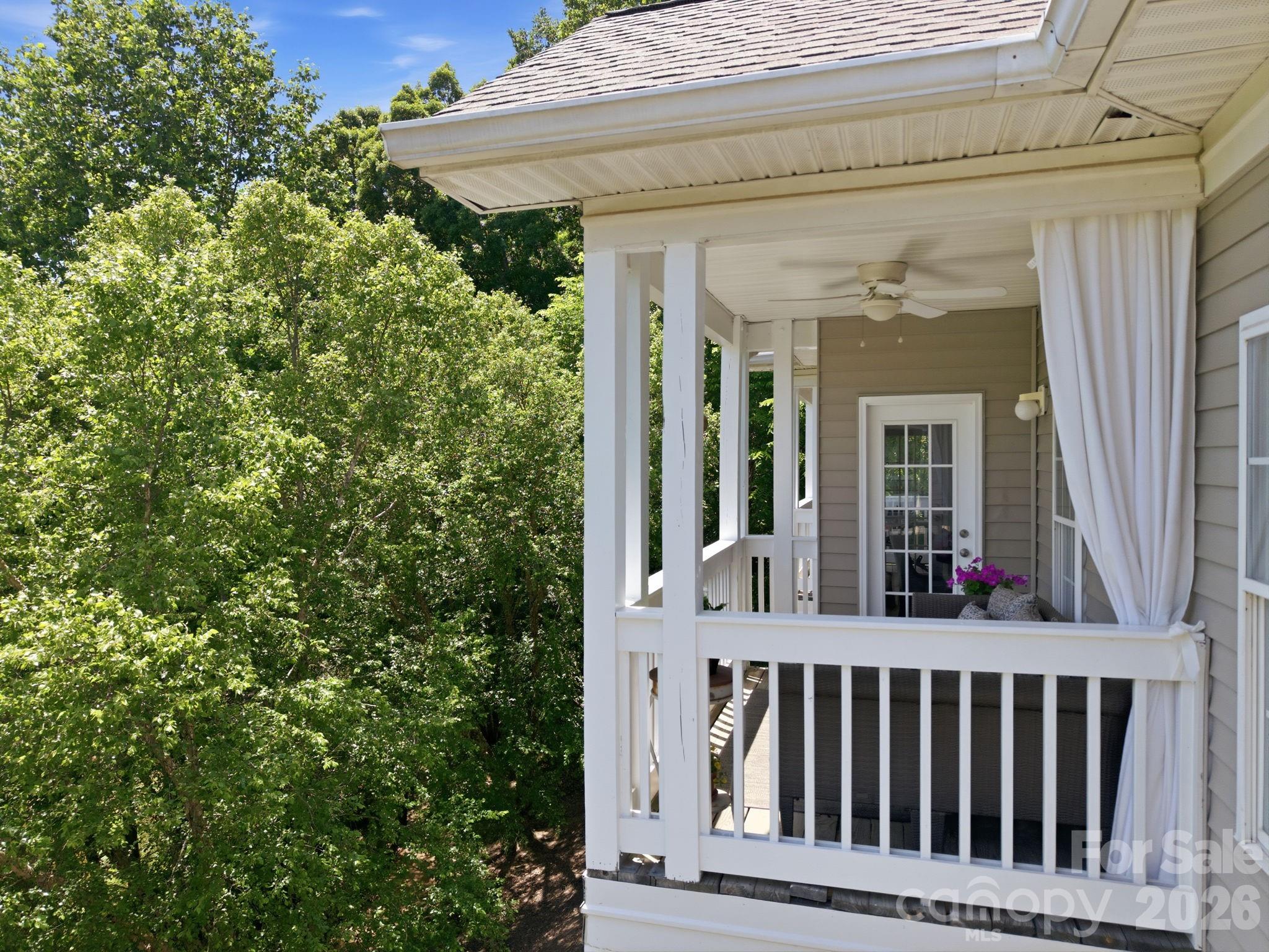 8942 Rosalyn Glen Road Property Photo 39
