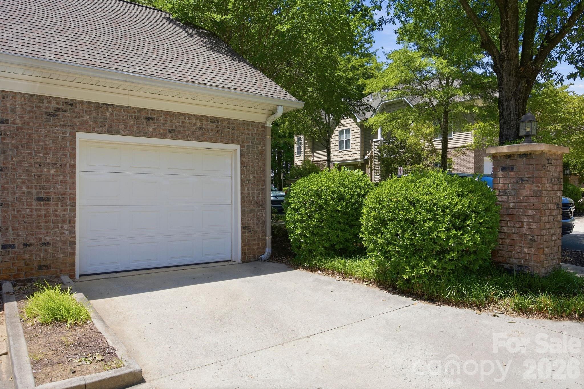 8942 Rosalyn Glen Road Property Photo 43