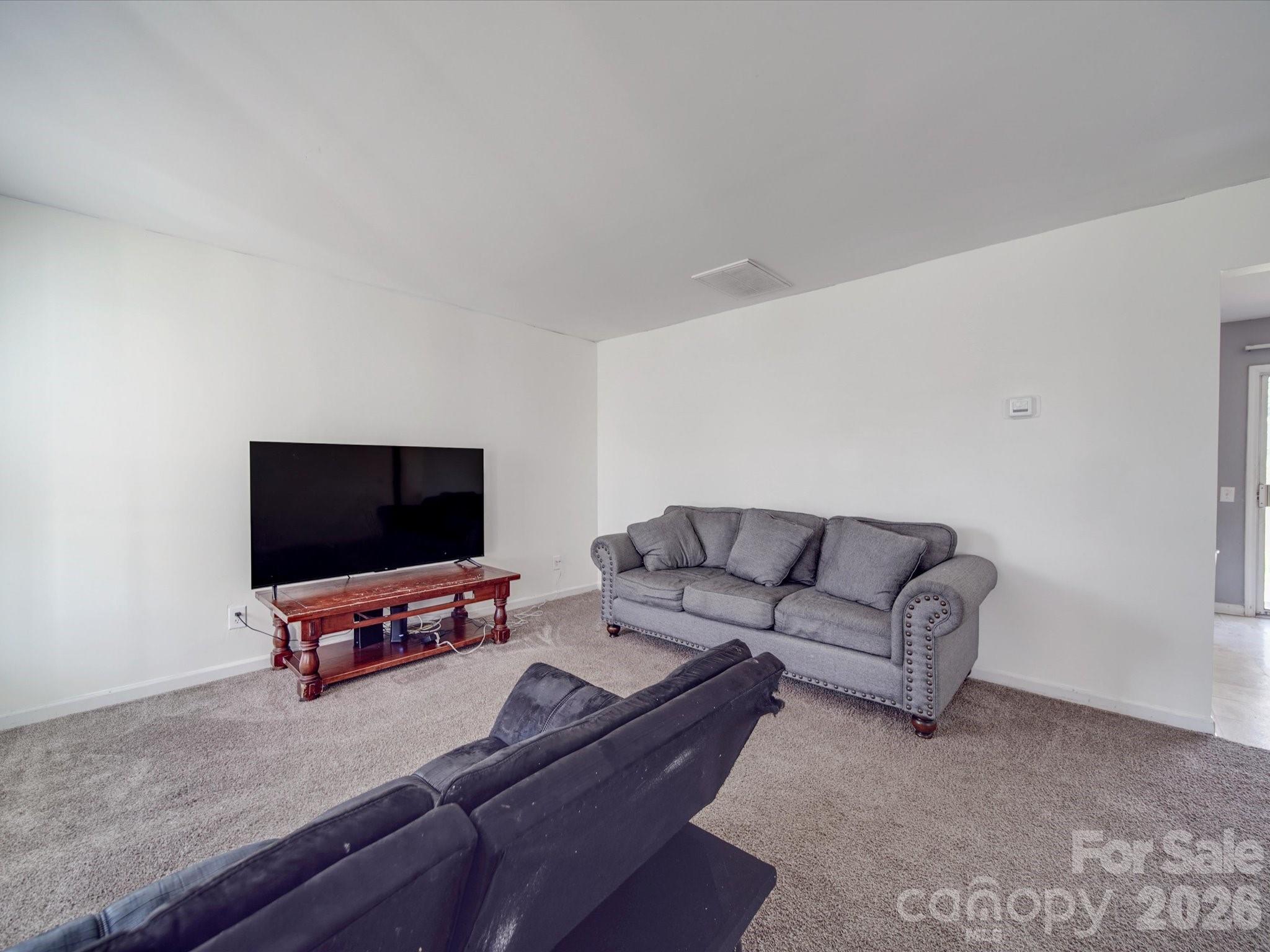 5414 Peachwood Drive Property Photo 6
