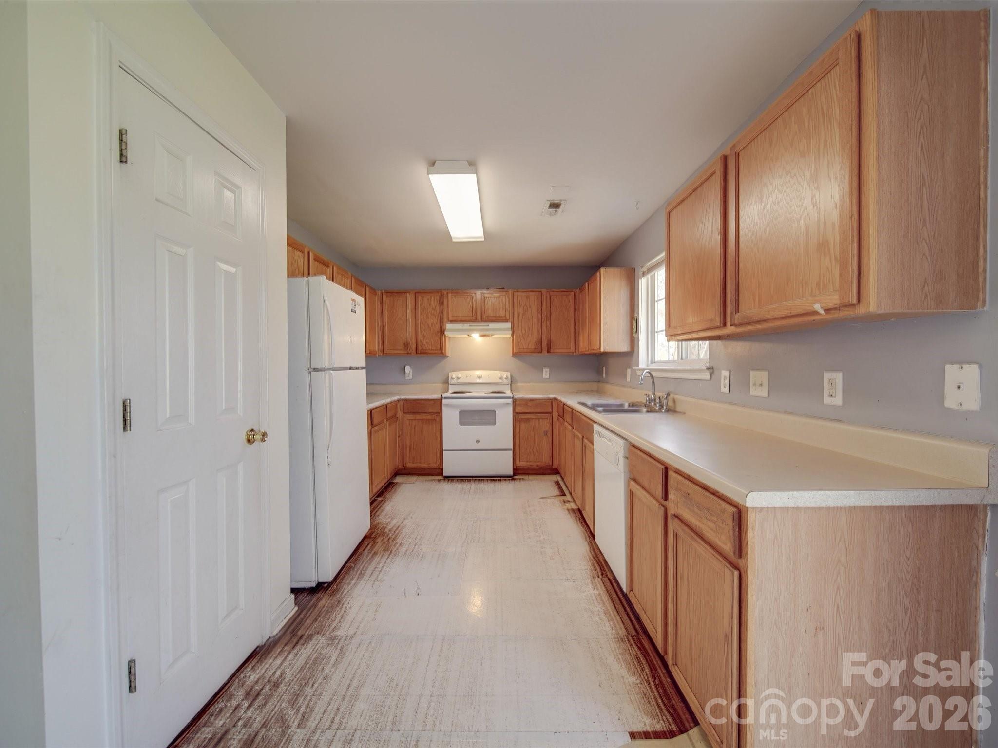 5414 Peachwood Drive Property Photo 16