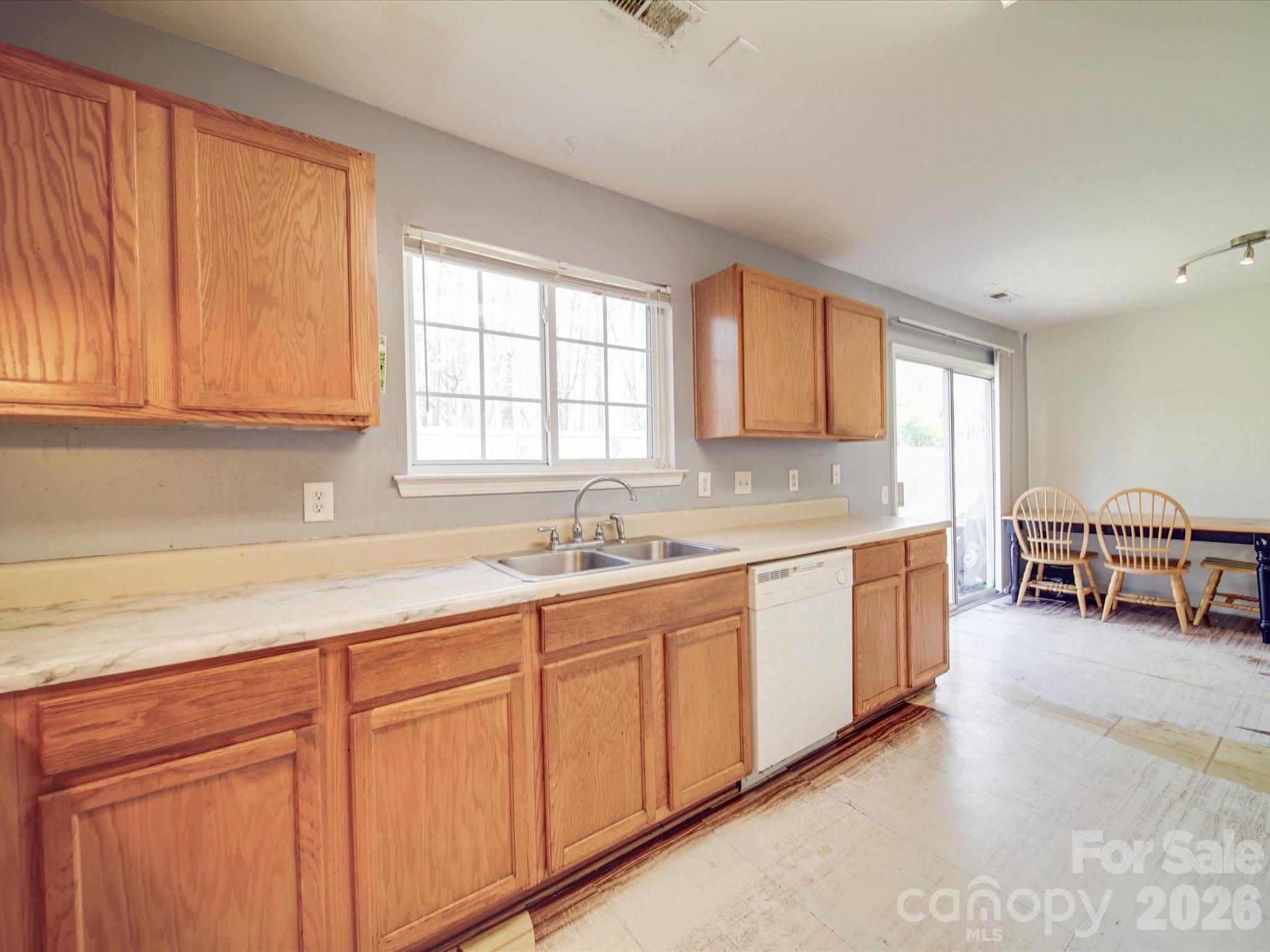 5414 Peachwood Drive Property Photo 20