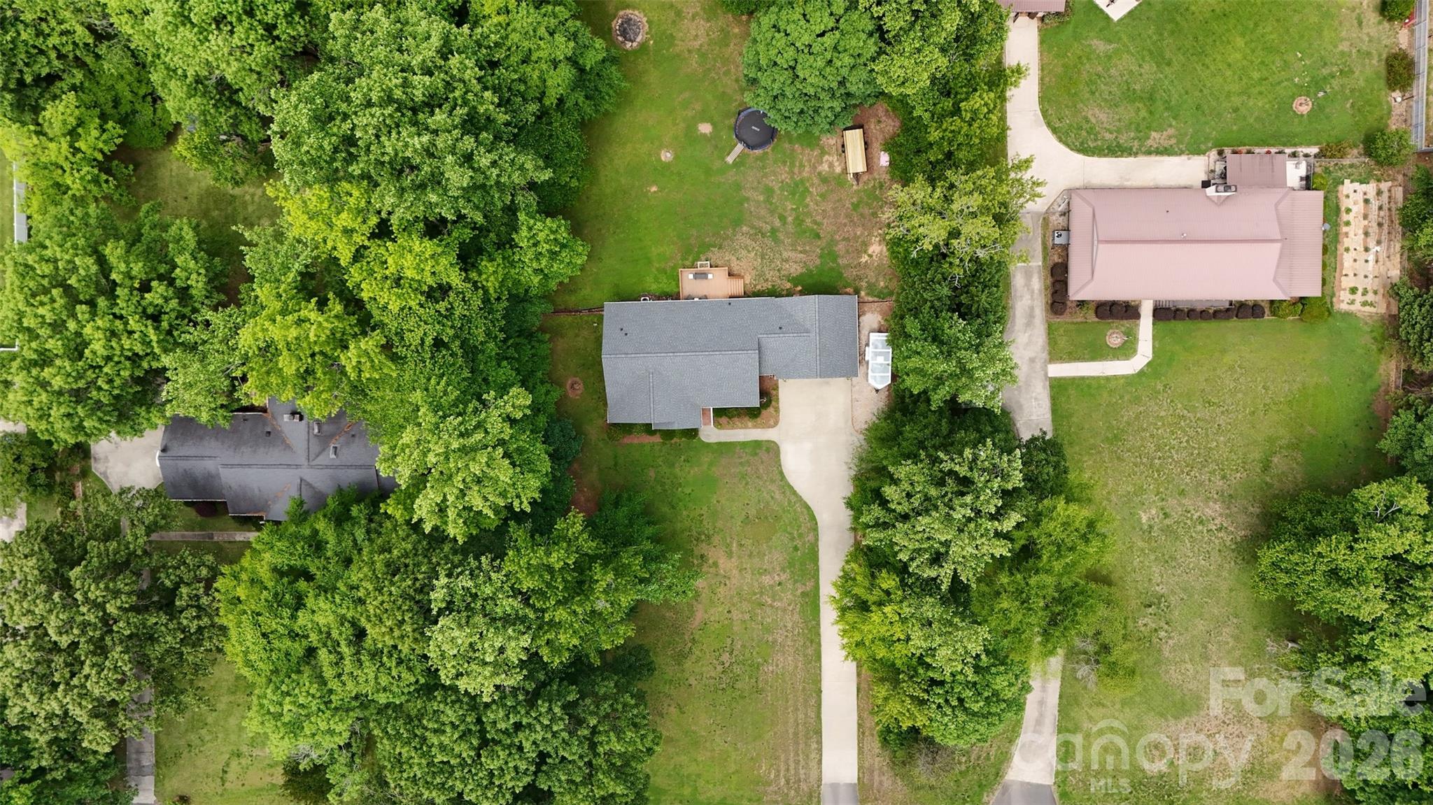 255 Tanager Drive Property Photo 2