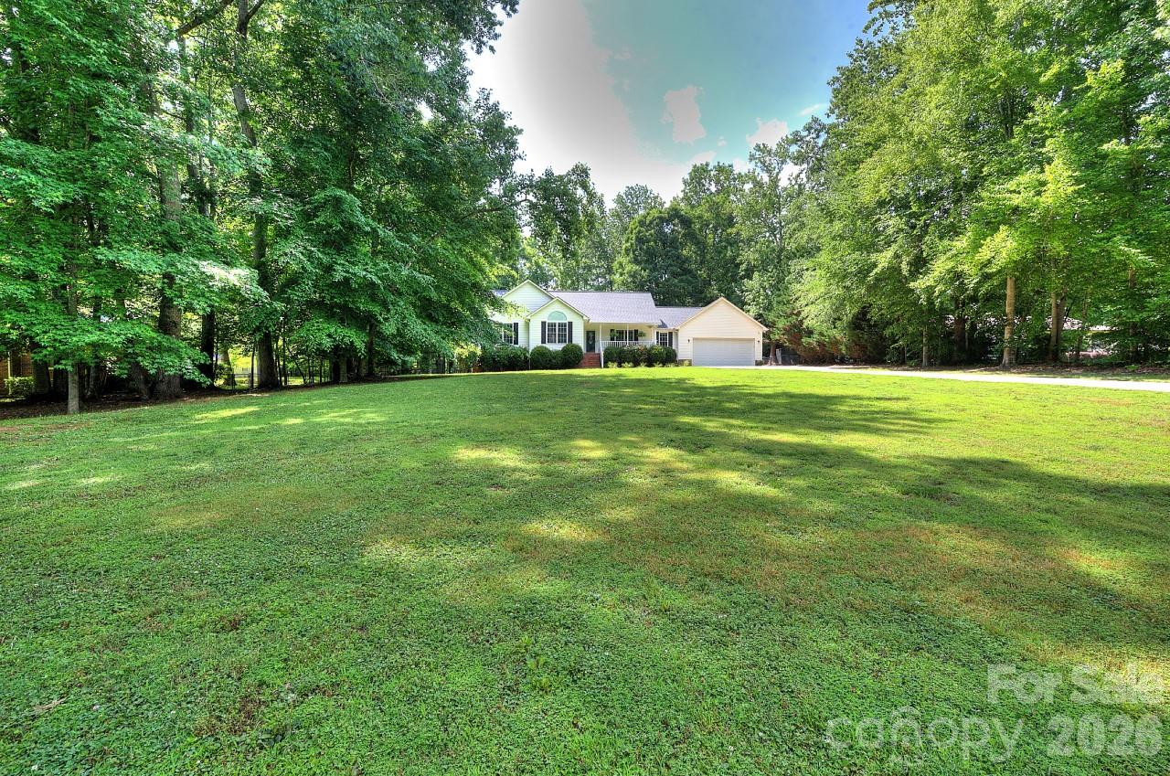 255 Tanager Drive Property Photo 5