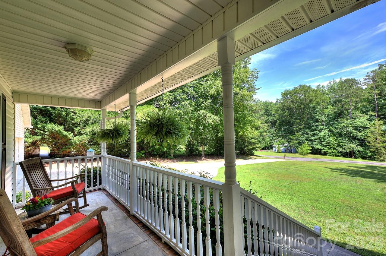 255 Tanager Drive Property Photo 7