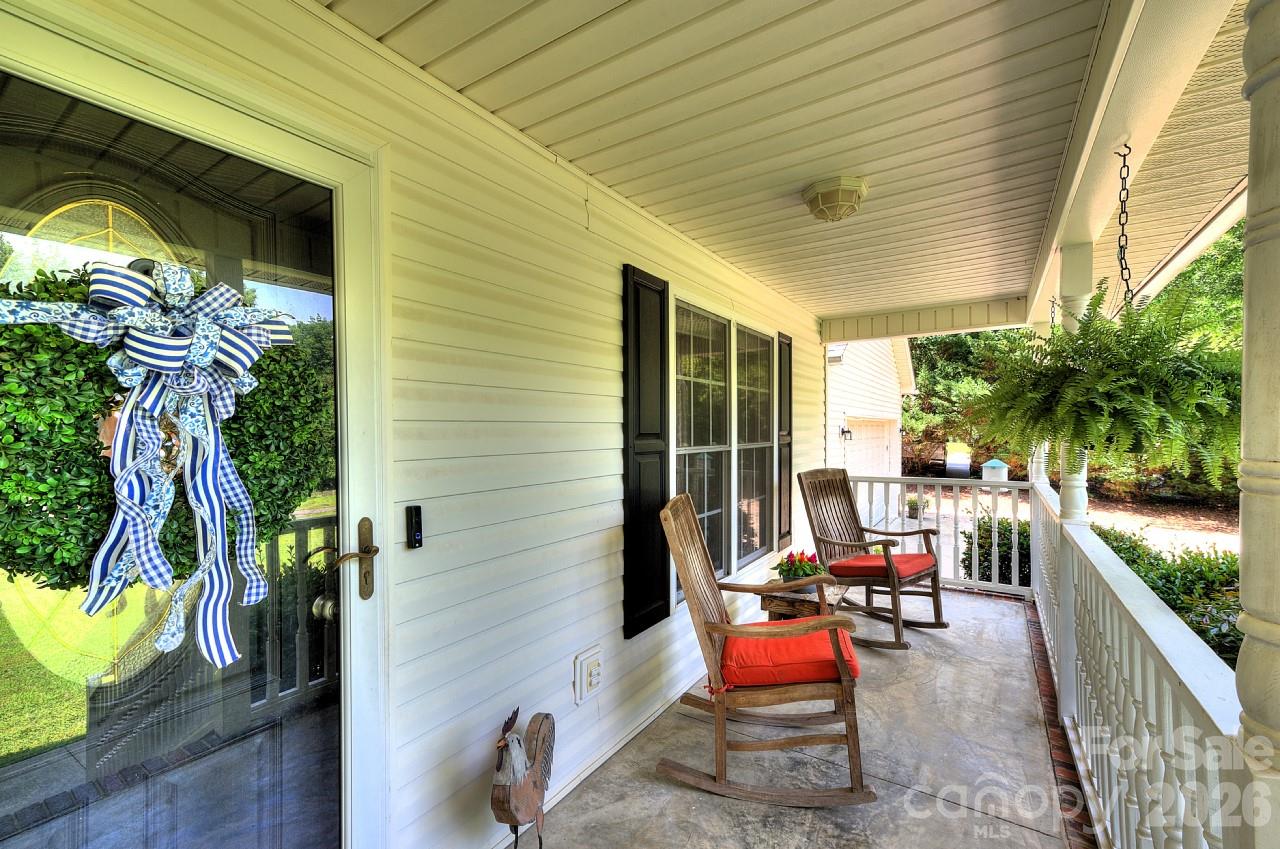 255 Tanager Drive Property Photo 8