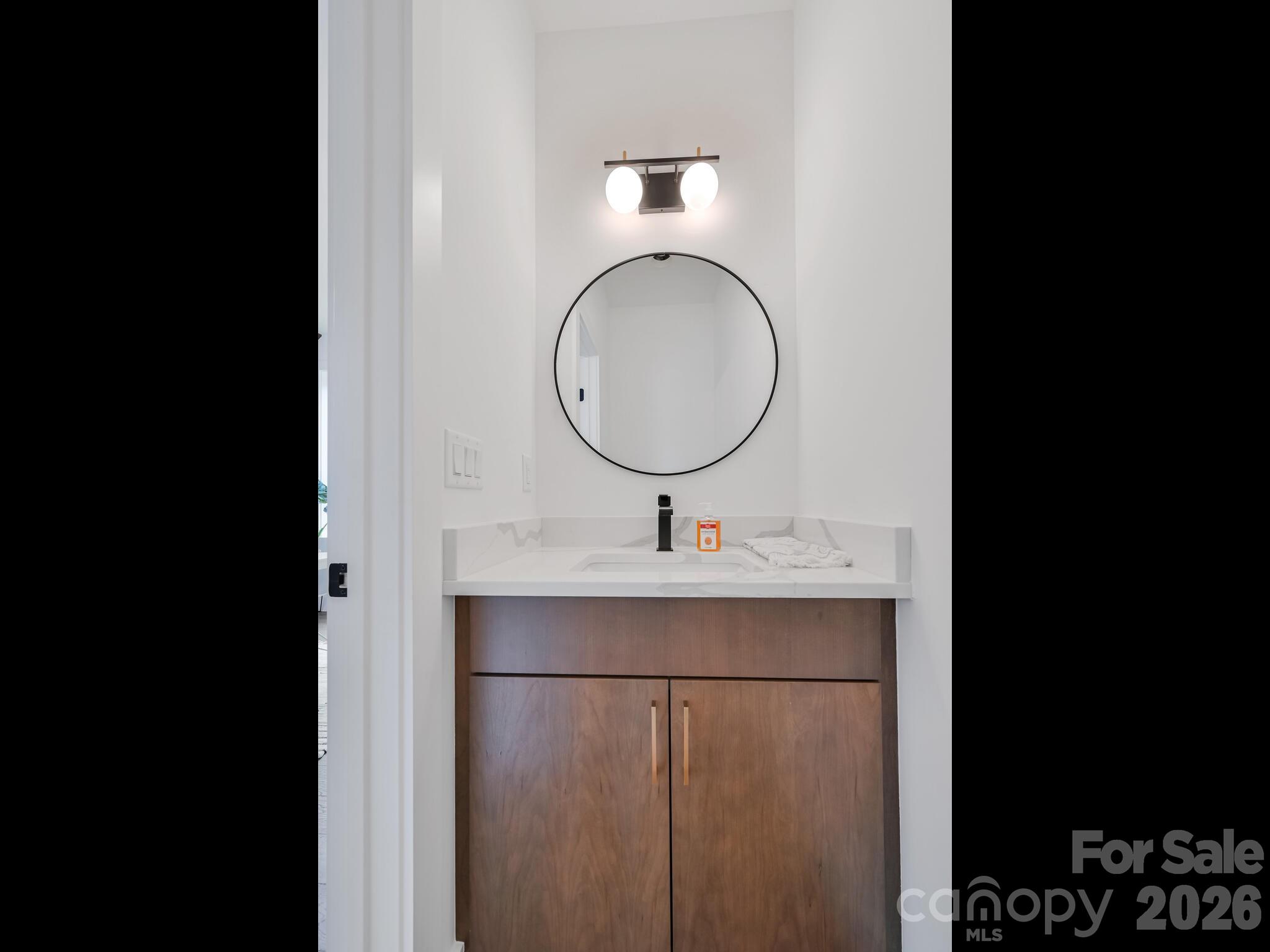 18 Sand Hill Road Property Photo 22