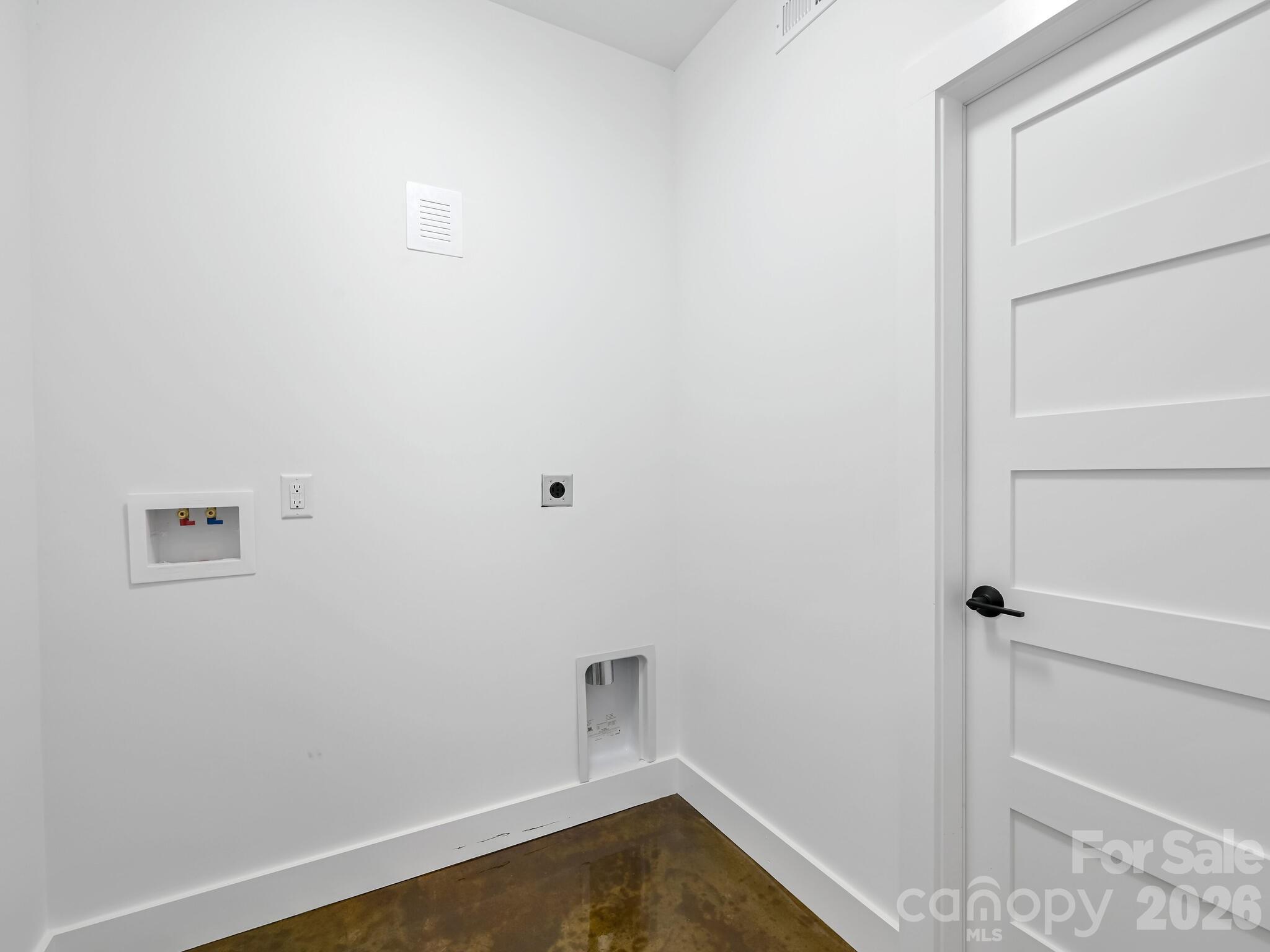 18 Sand Hill Road Property Photo 40