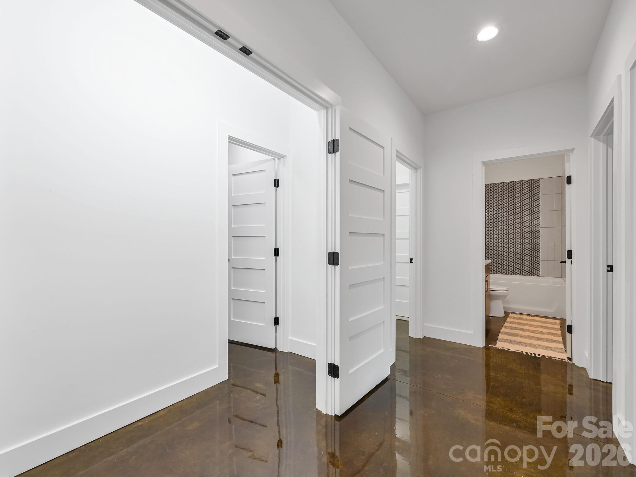 18 Sand Hill Road Property Photo 42
