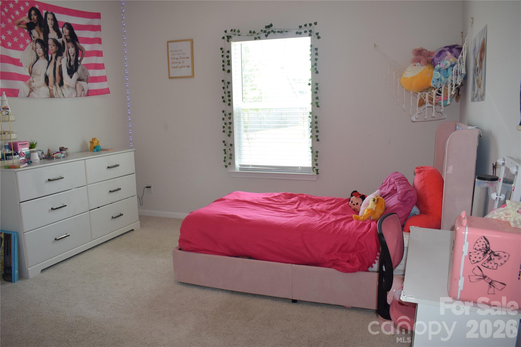 6135 Busch Way Property Photo 8
