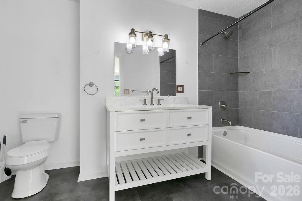 100 Kilpatrick Street Property Photo 39