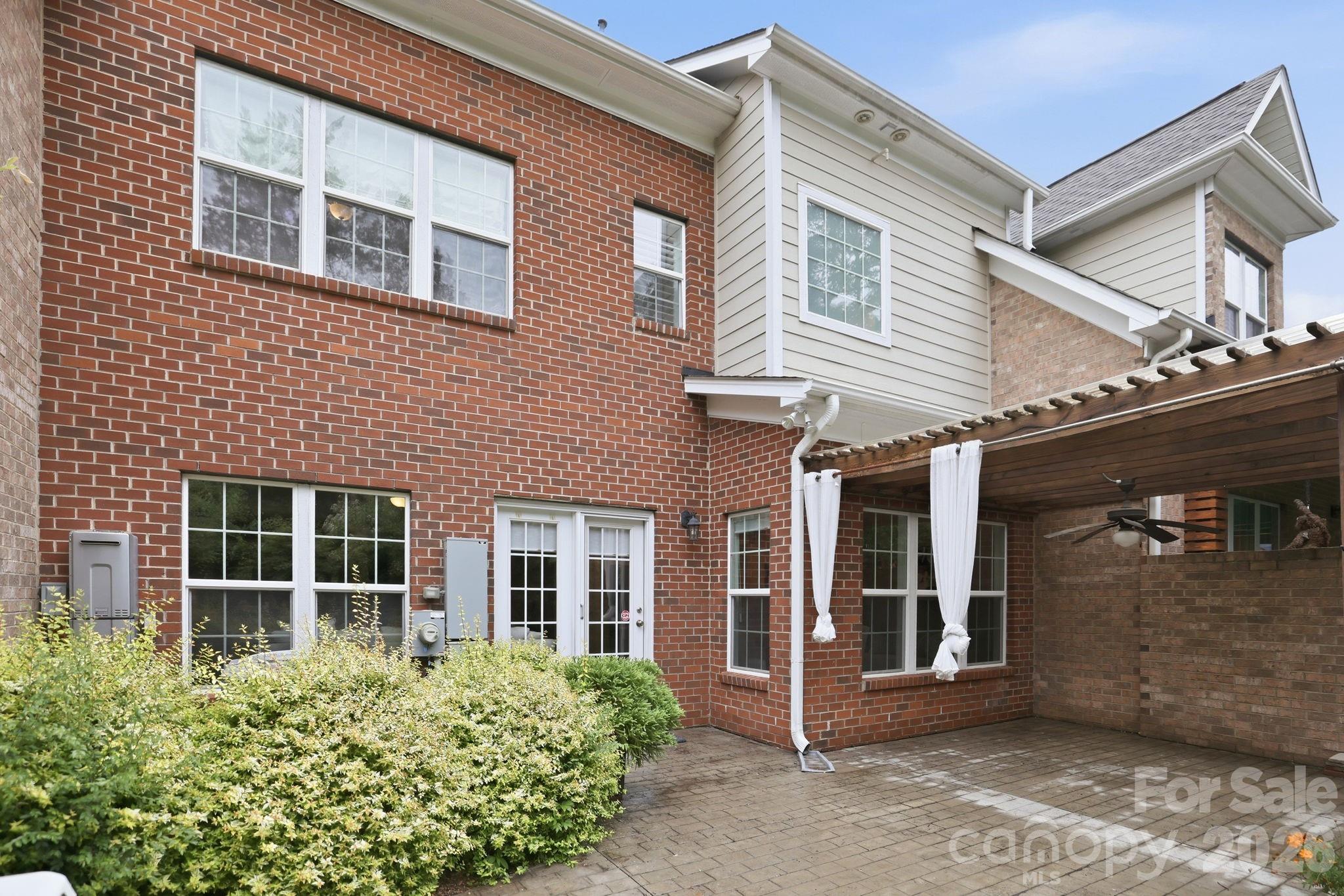 5109 Pansley Drive Property Photo 5