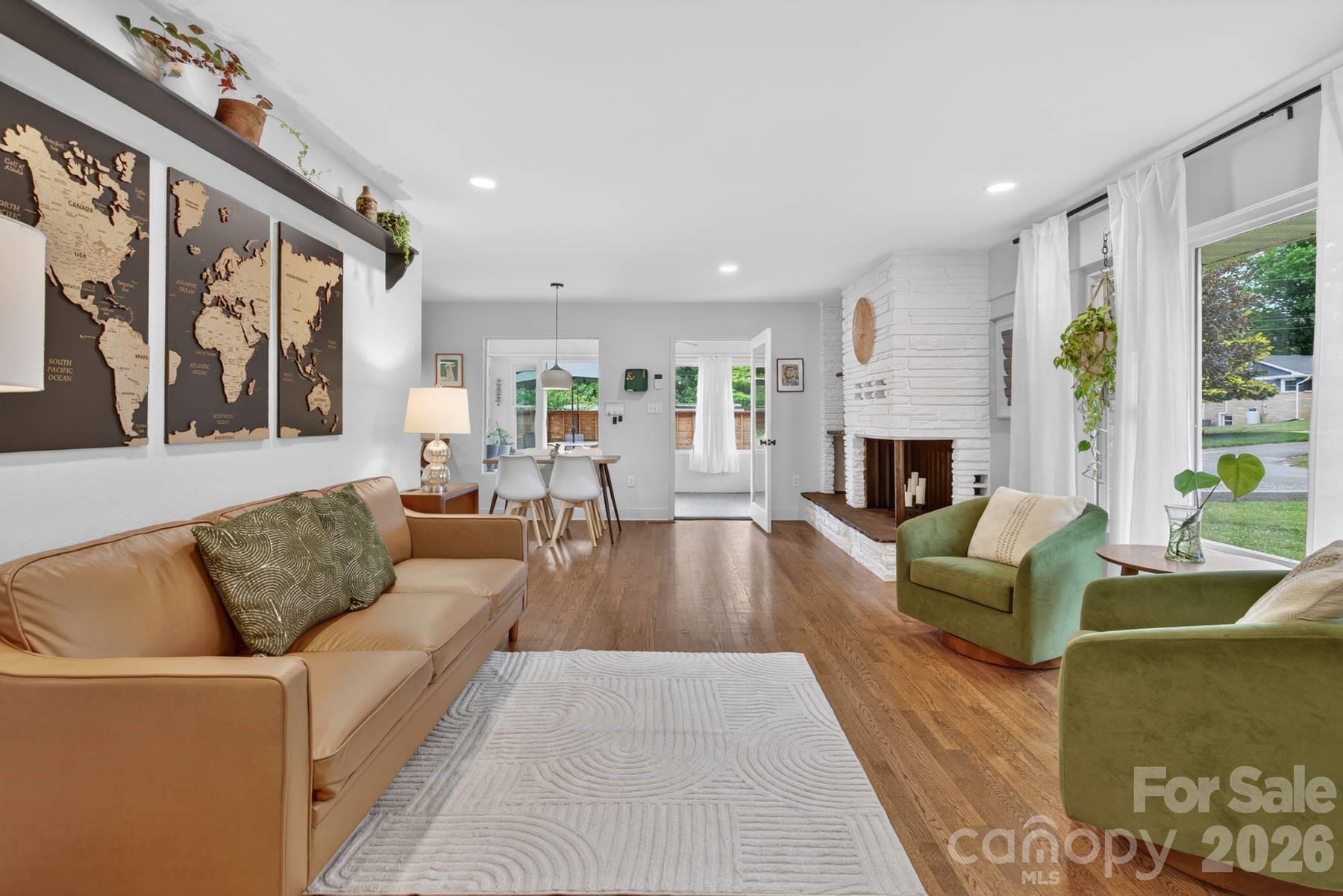 140 Dunbar Street Property Photo 4