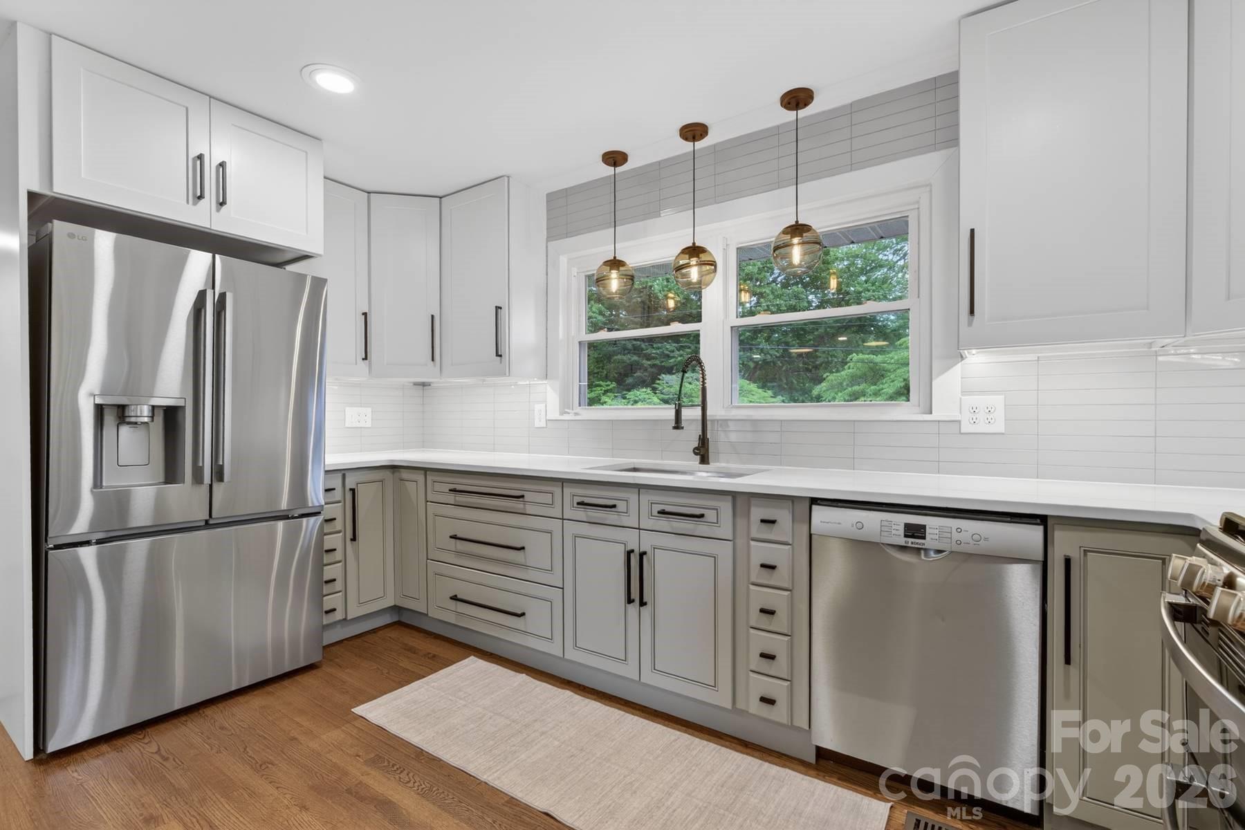 140 Dunbar Street Property Photo 11