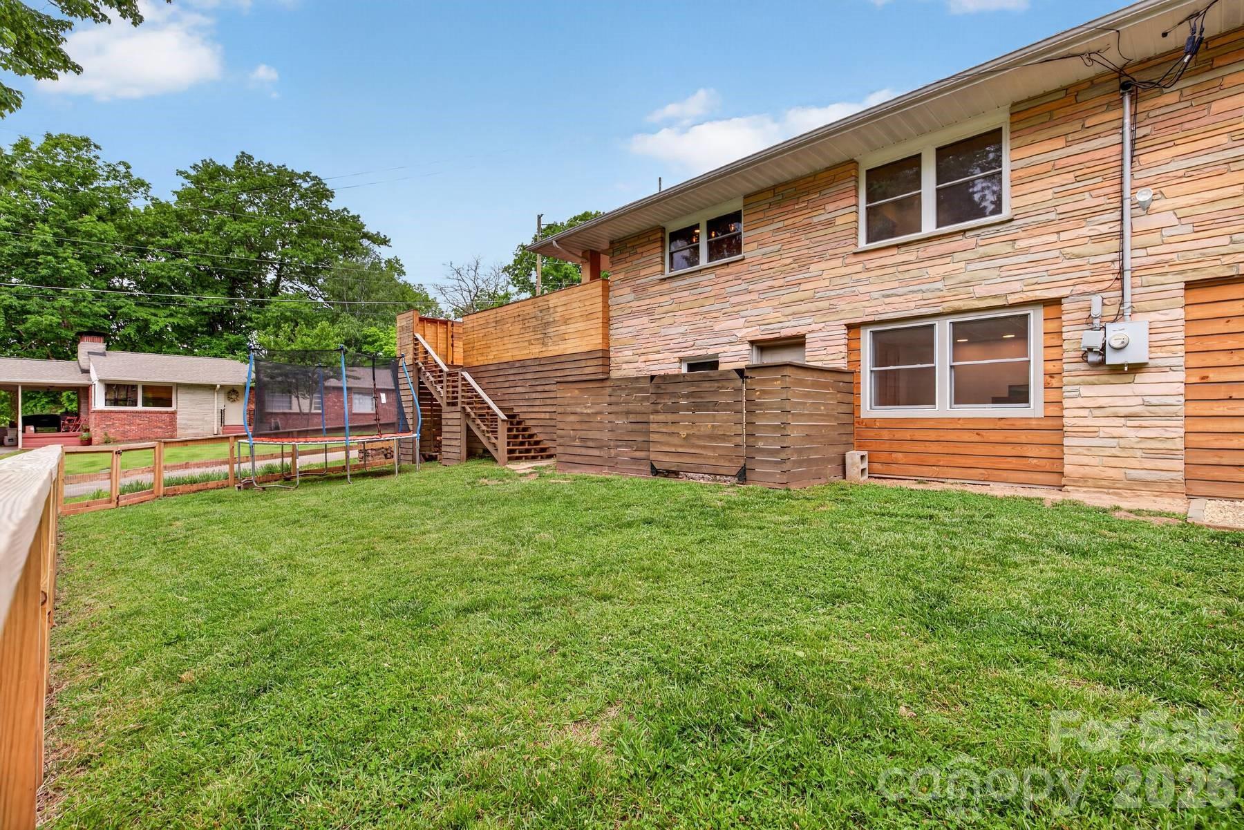 140 Dunbar Street Property Photo 39