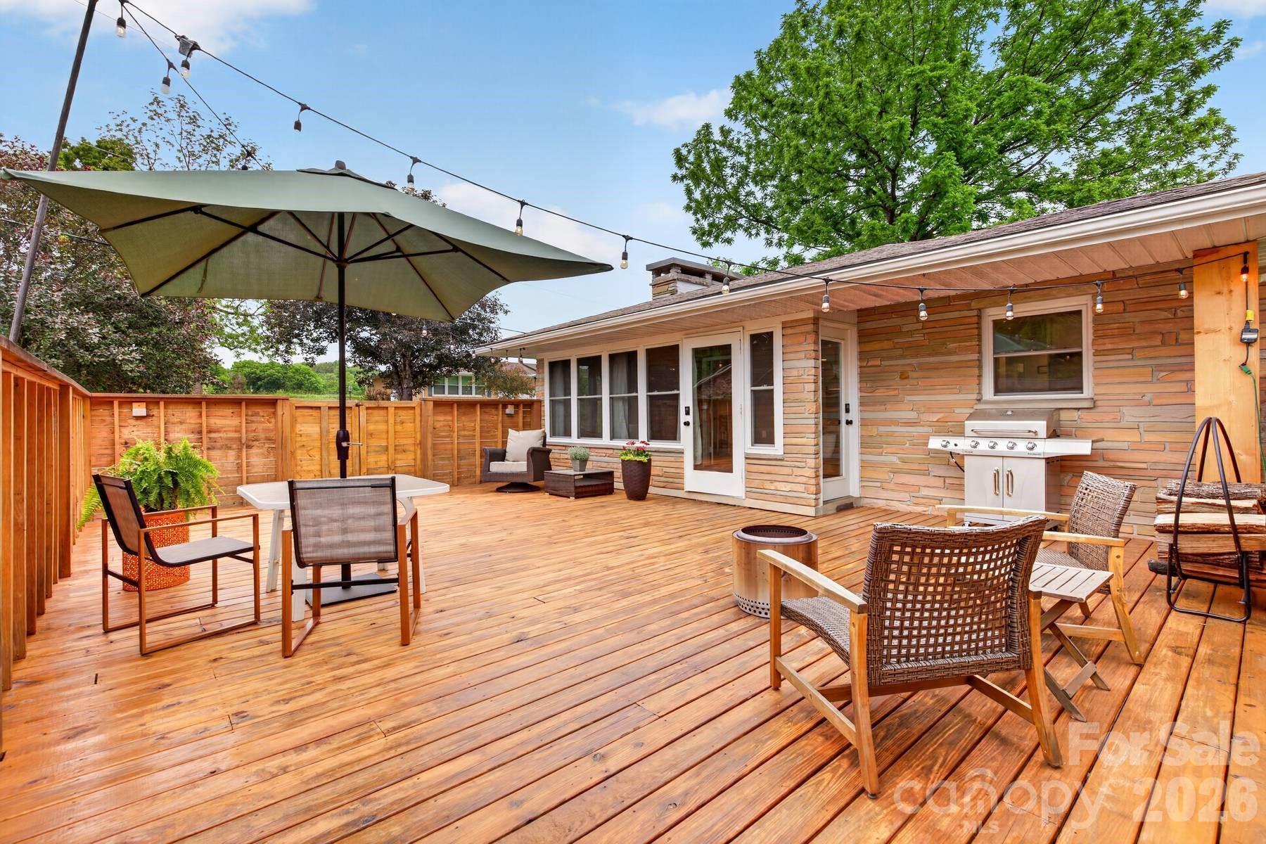 140 Dunbar Street Property Photo 42
