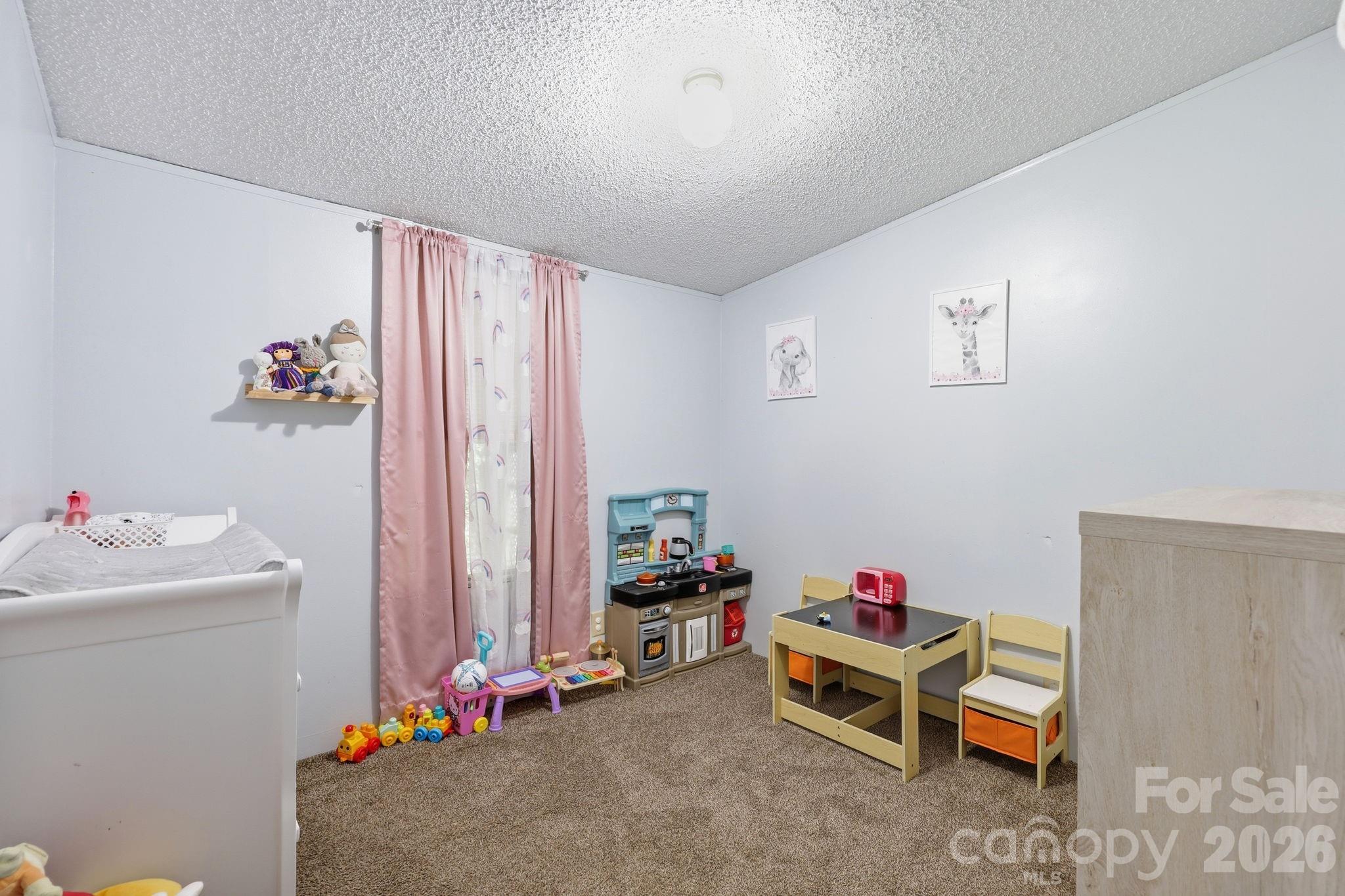 405 Gray Court Property Photo 10
