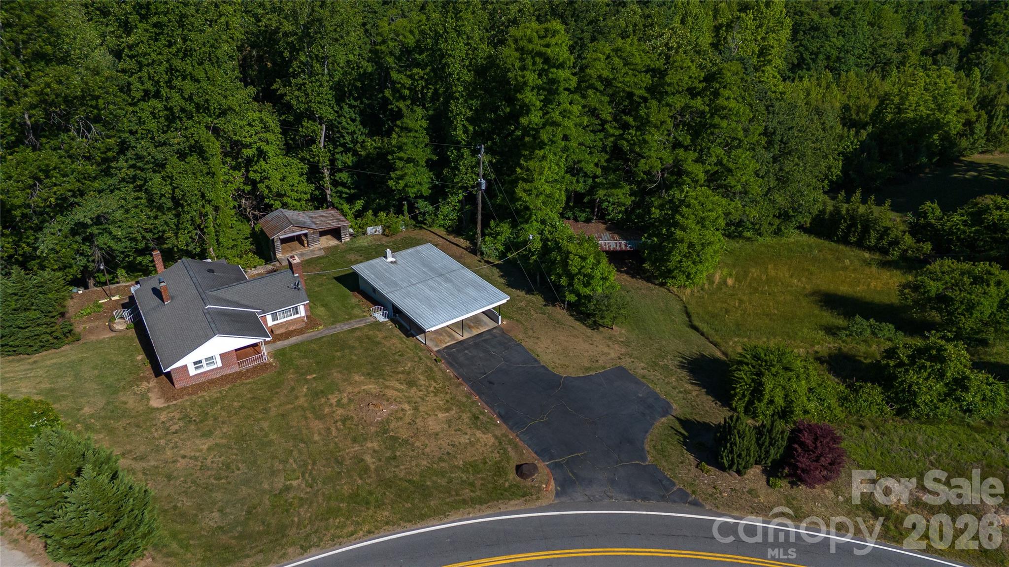 3036 Flat Gap Road Property Photo 14