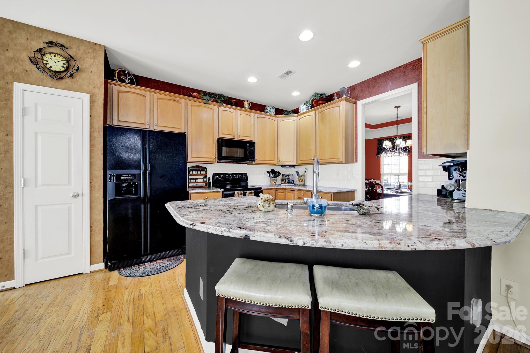 3752 Leela Palace Way Property Photo 13