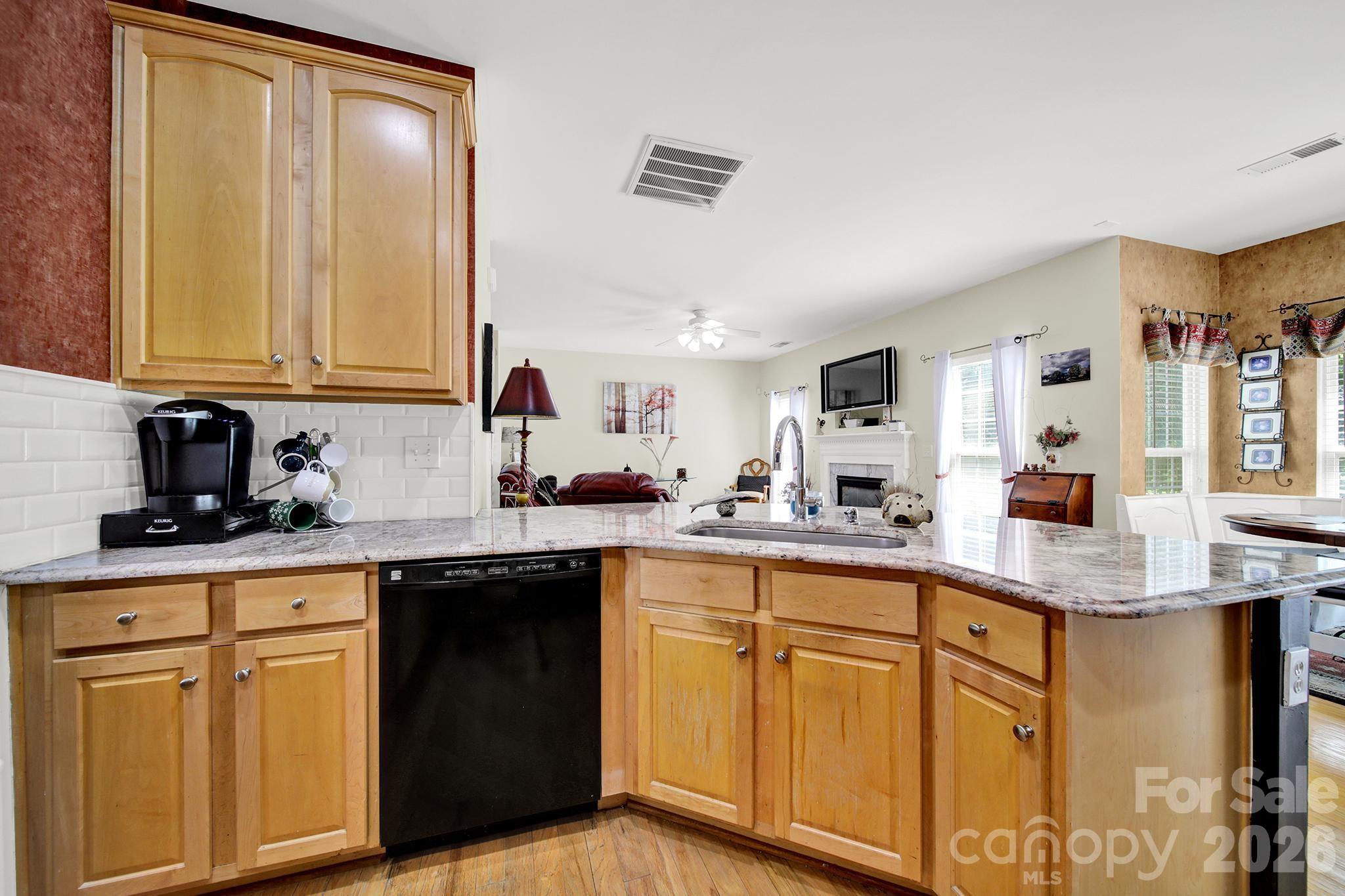 3752 Leela Palace Way Property Photo 14