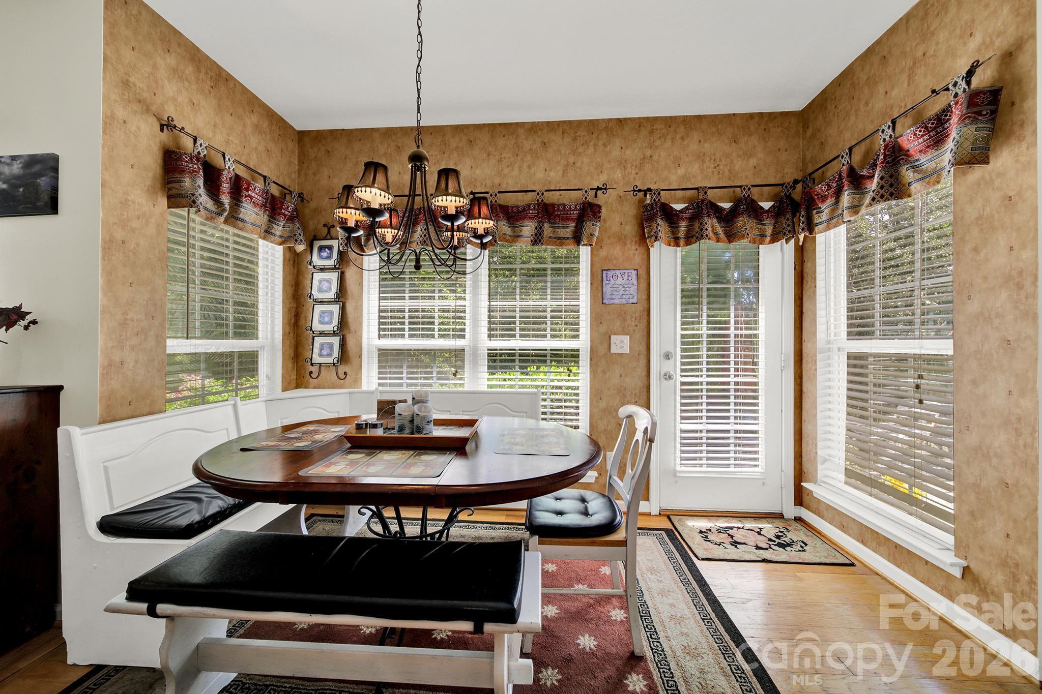 3752 Leela Palace Way Property Photo 16