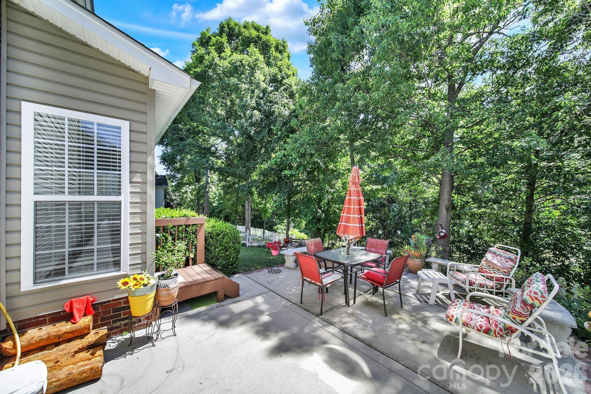 3752 Leela Palace Way Property Photo 33