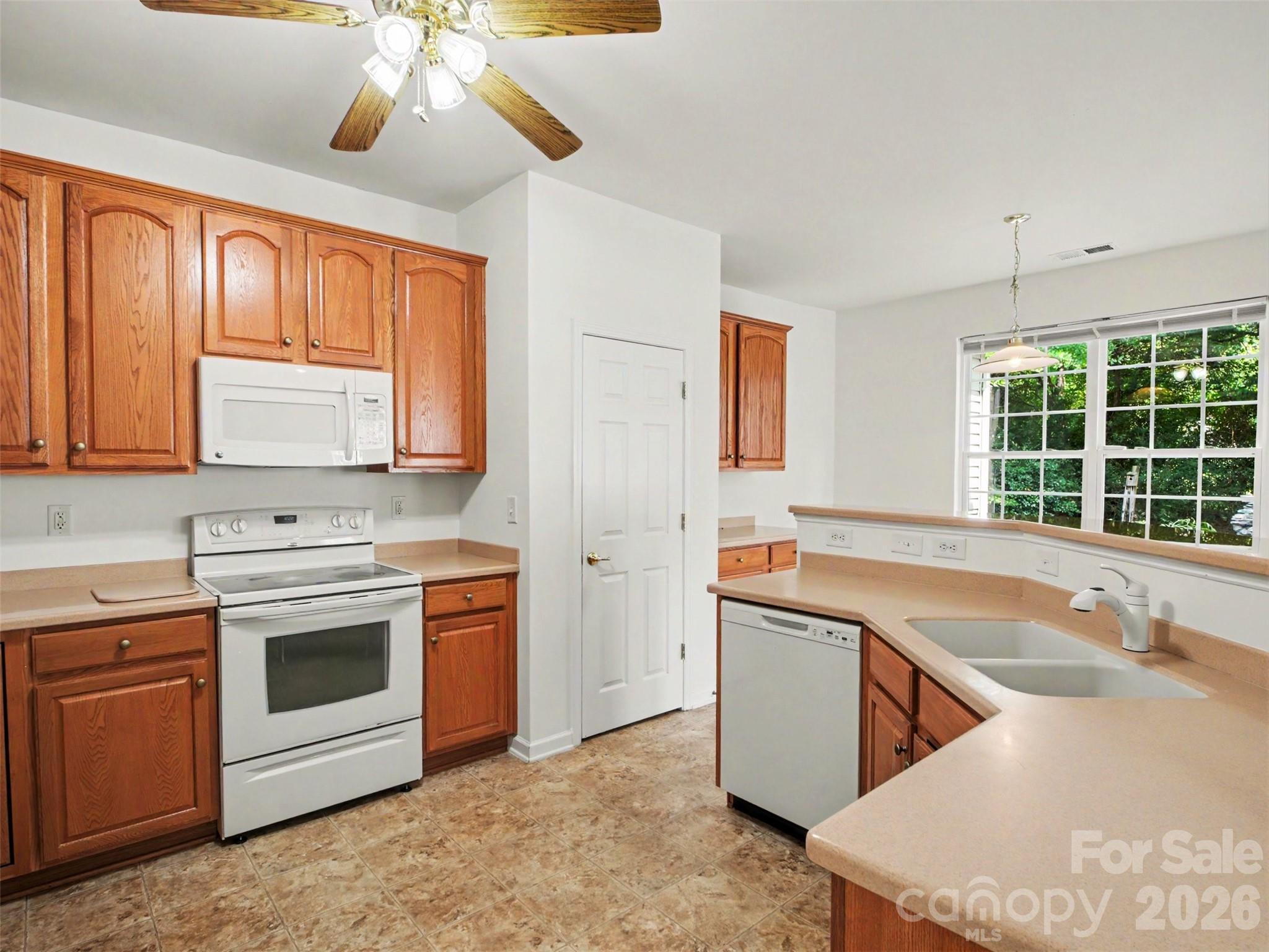 834 Platinum Drive Property Photo 19