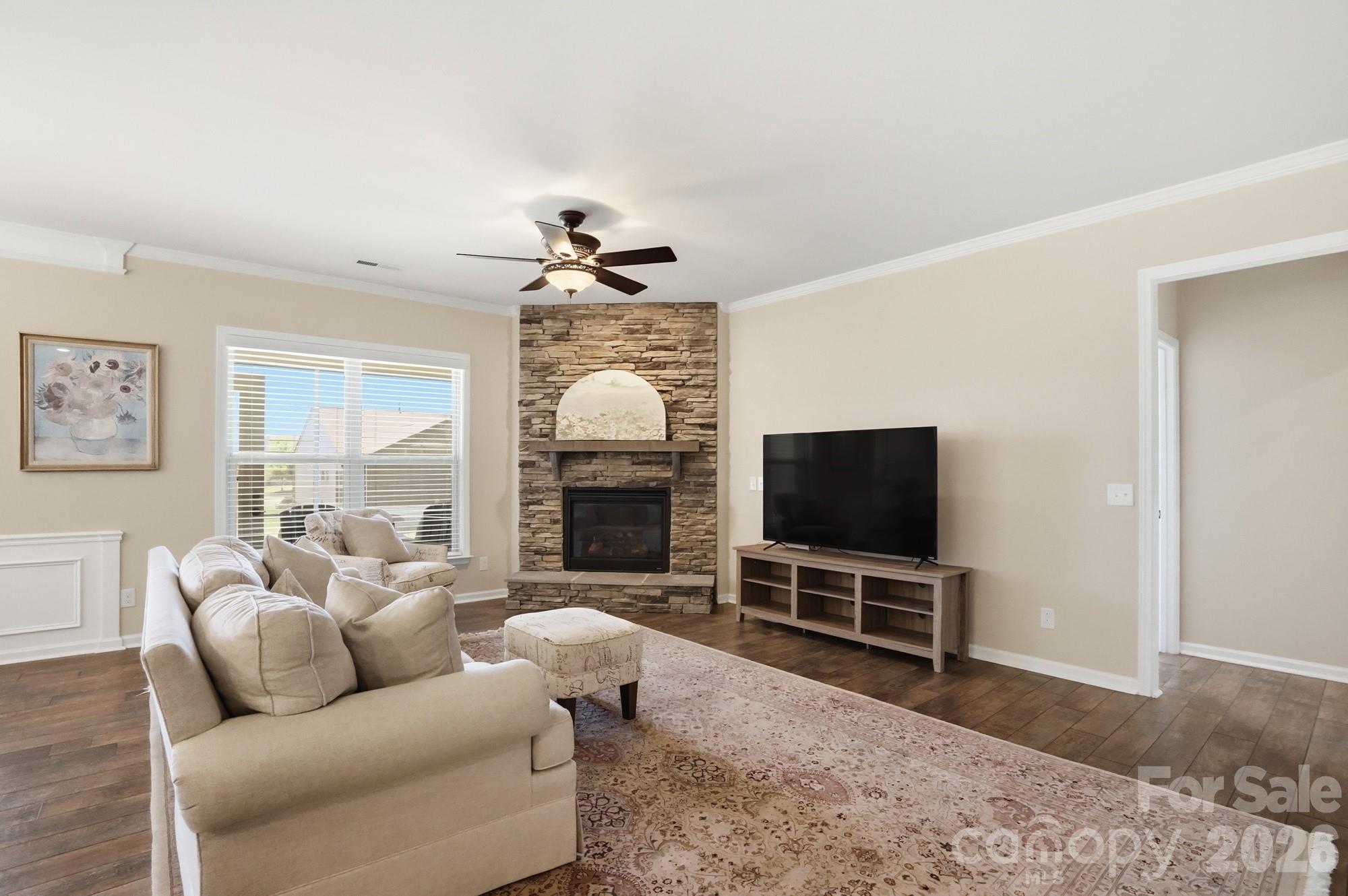 2331 Currant Street Property Photo 9