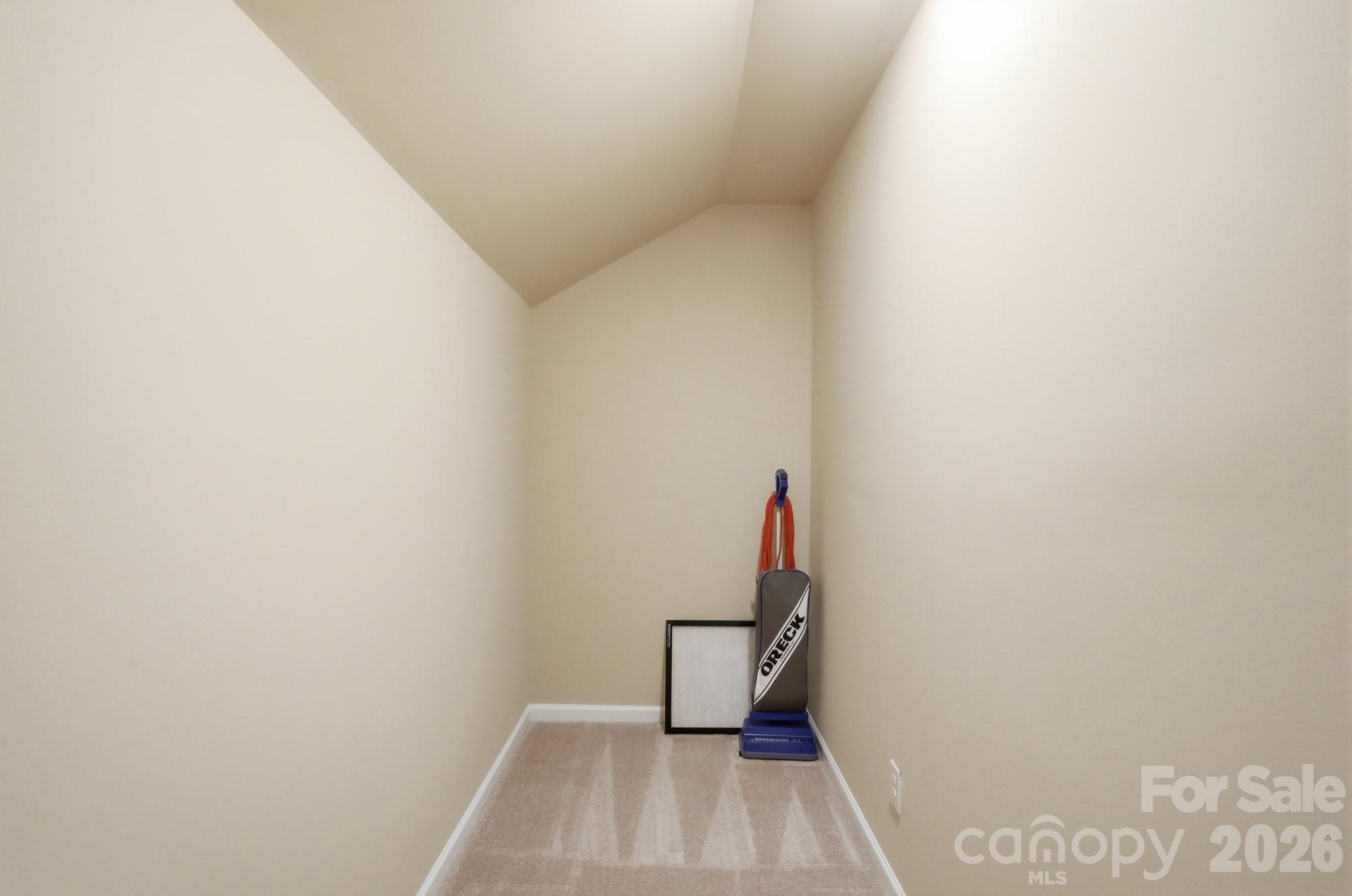 2331 Currant Street Property Photo 31