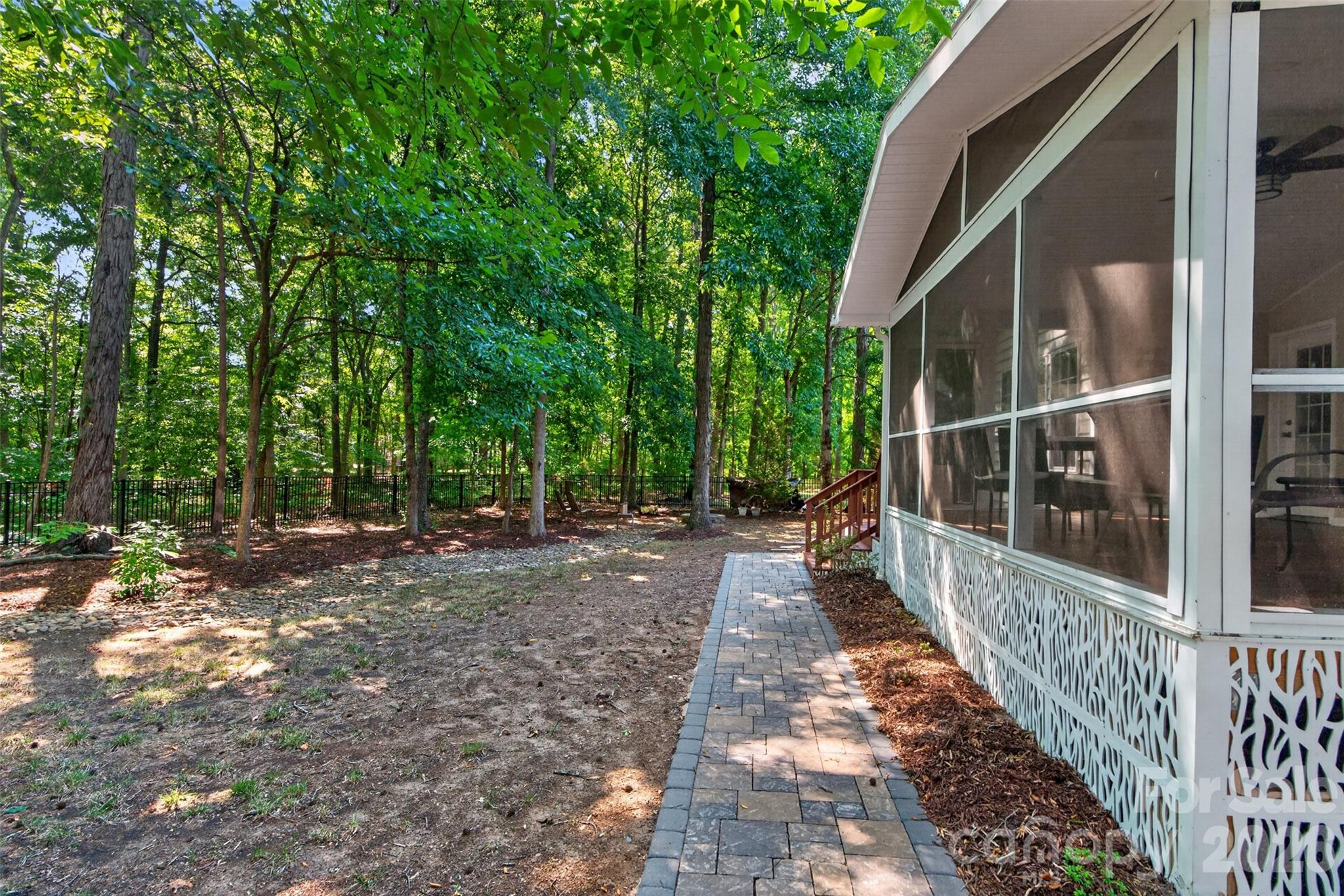 203 Elven Court Property Photo 37