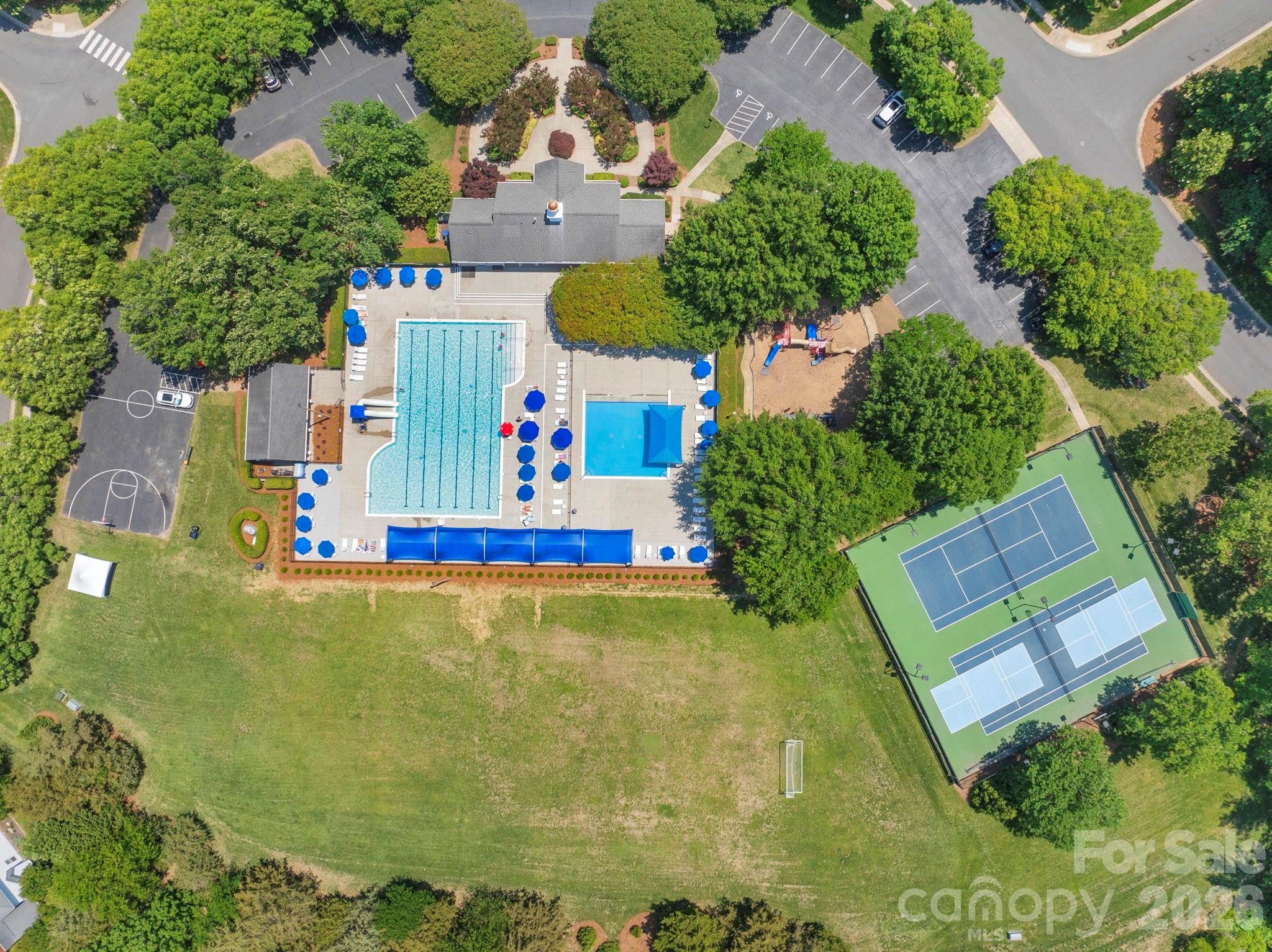 203 Elven Court Property Photo 44