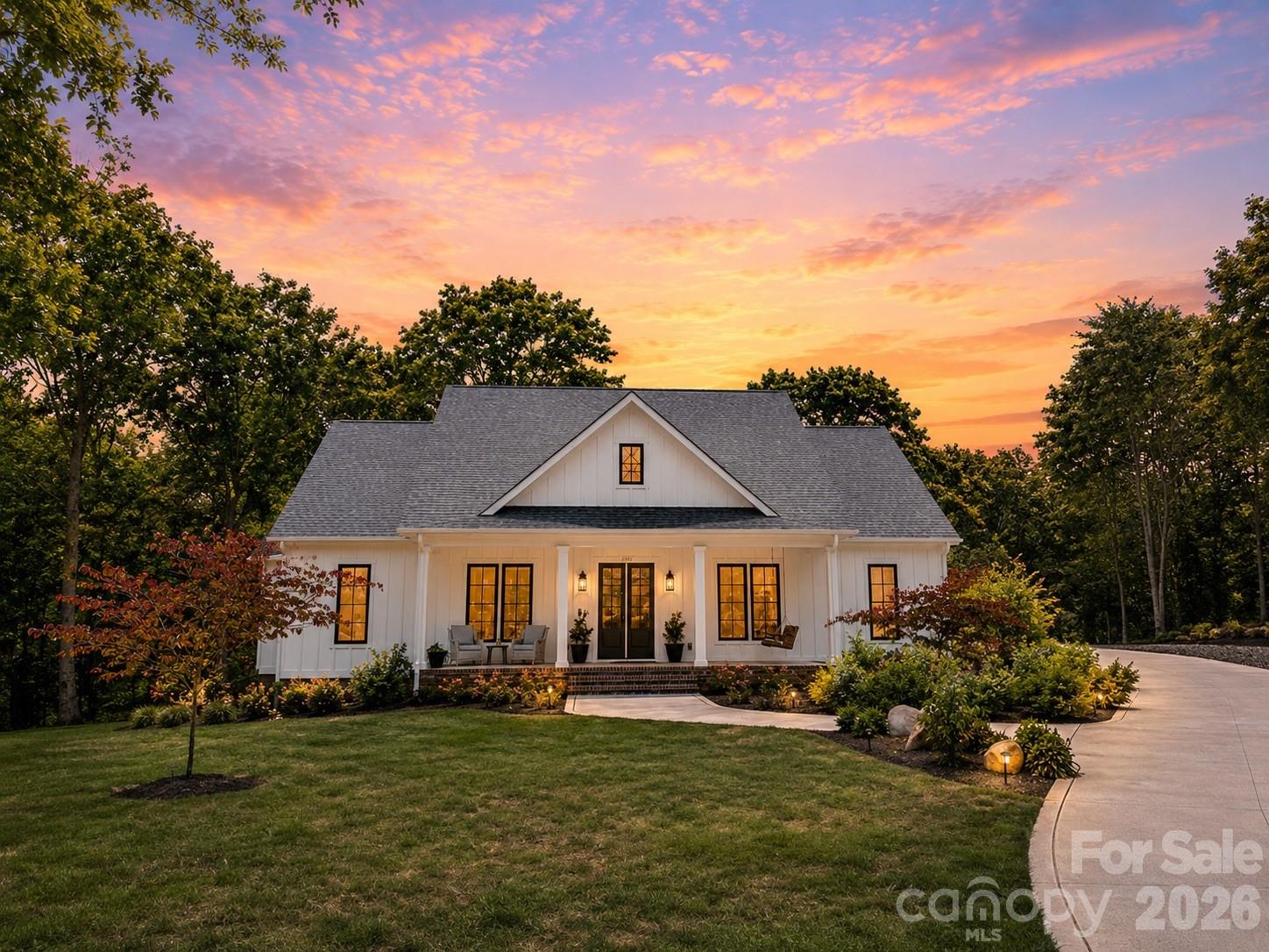 137 Channel Court Property Photo 1