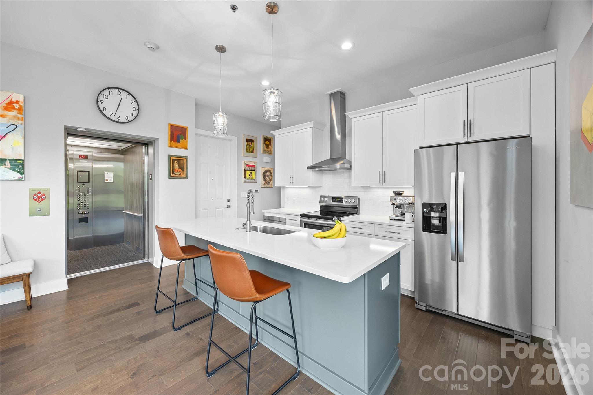 501 E 37th Street H Property Photo 7