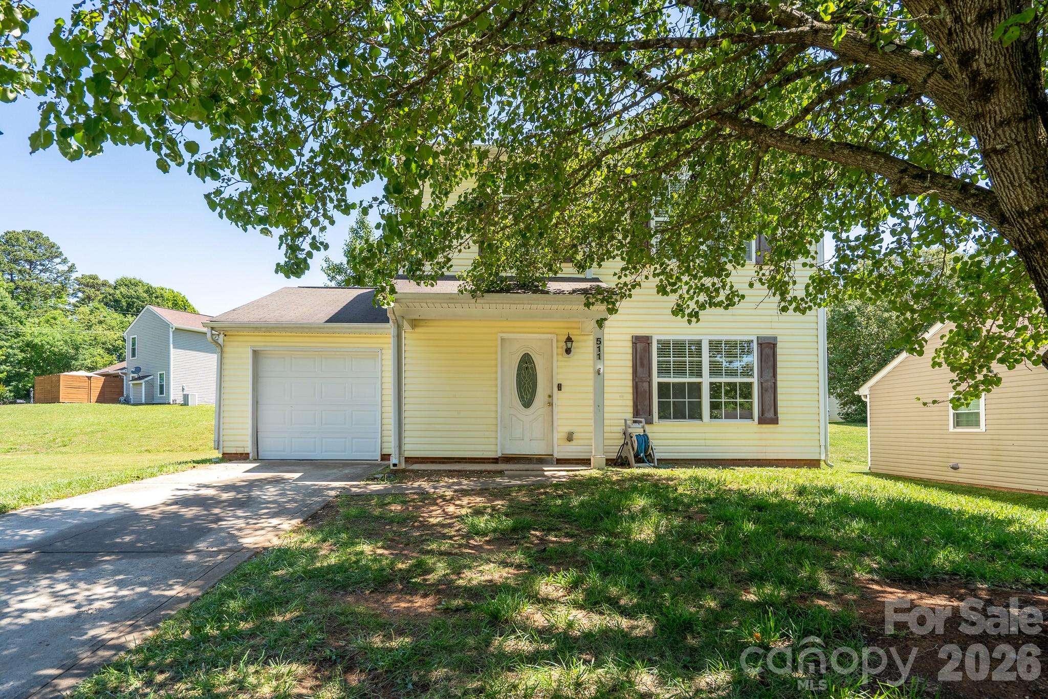 511 Lightspun Lane Property Photo 1