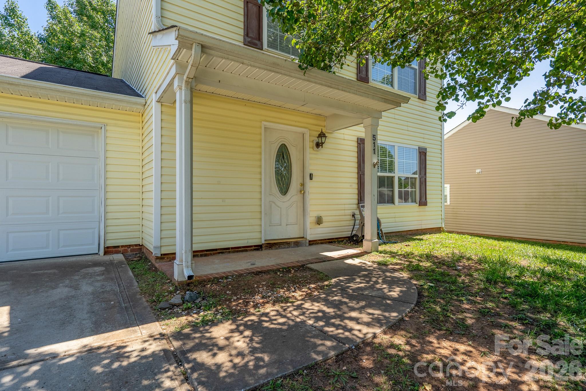 511 Lightspun Lane Property Photo 4