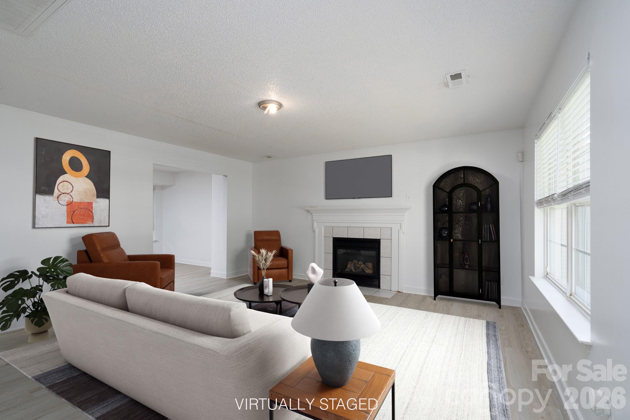 511 Lightspun Lane Property Photo 8