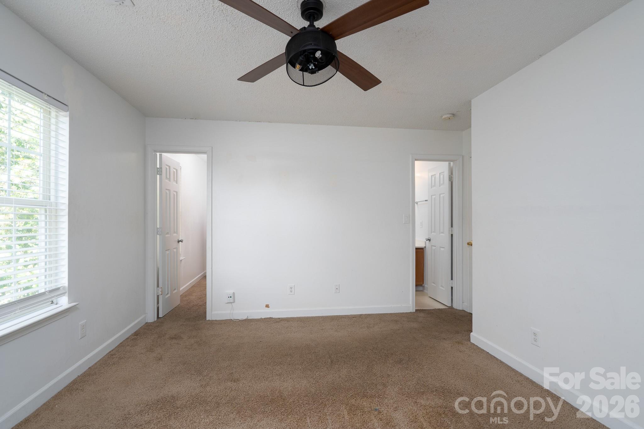 511 Lightspun Lane Property Photo 25