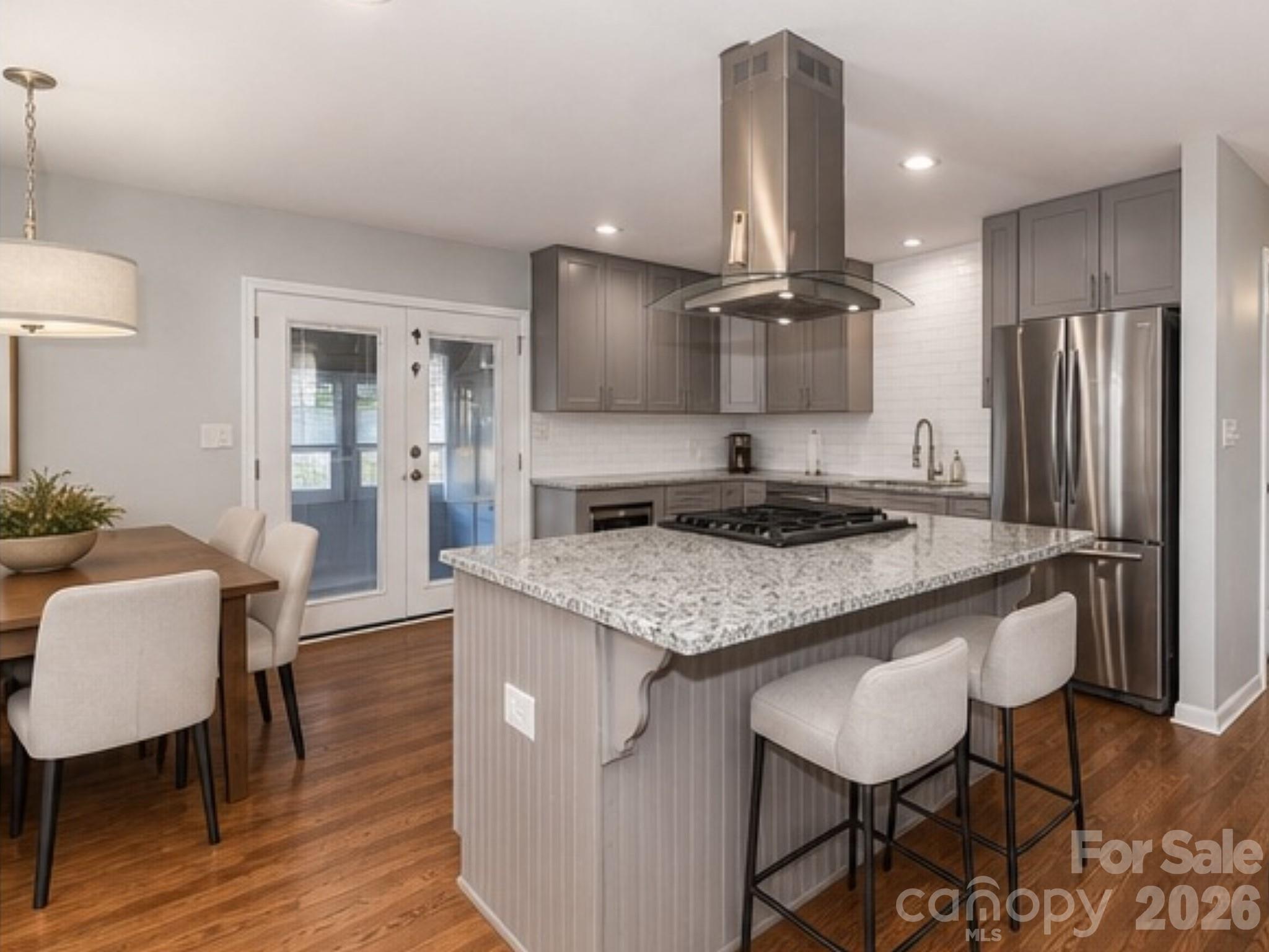 5012 Auburndale Road Property Photo 8