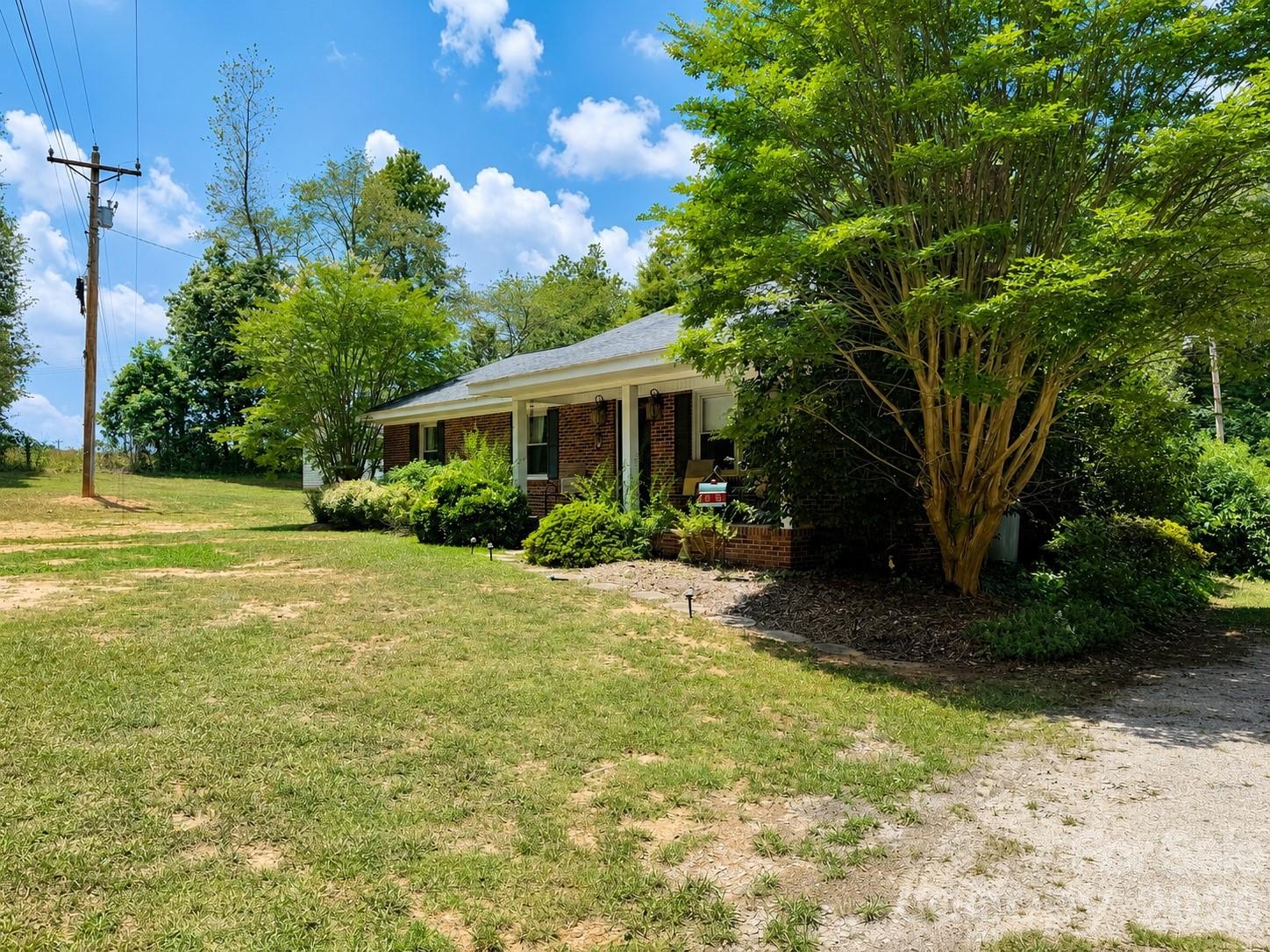 5965 Highway 97 Road Property Photo 9